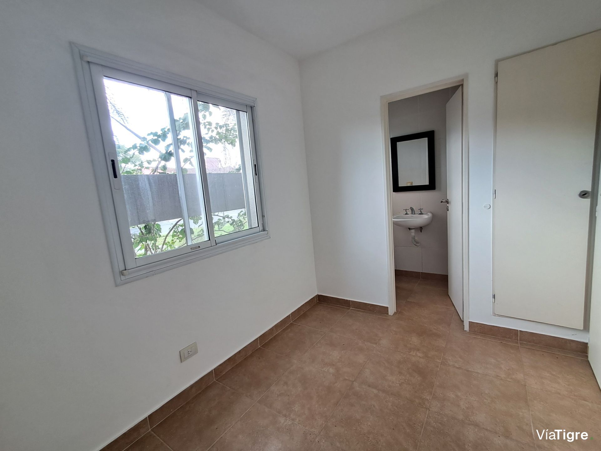 Venta casa en Villanueva Tigre-Lote INTERNO