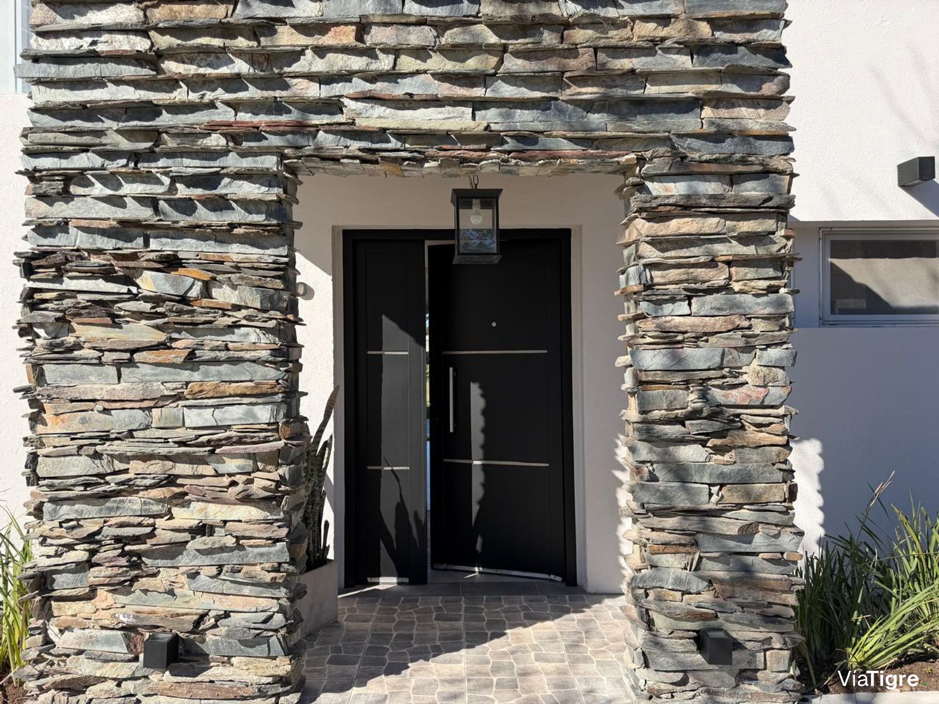 Venta Casa 6 Amb /Pileta B° San Marcos Villanueva