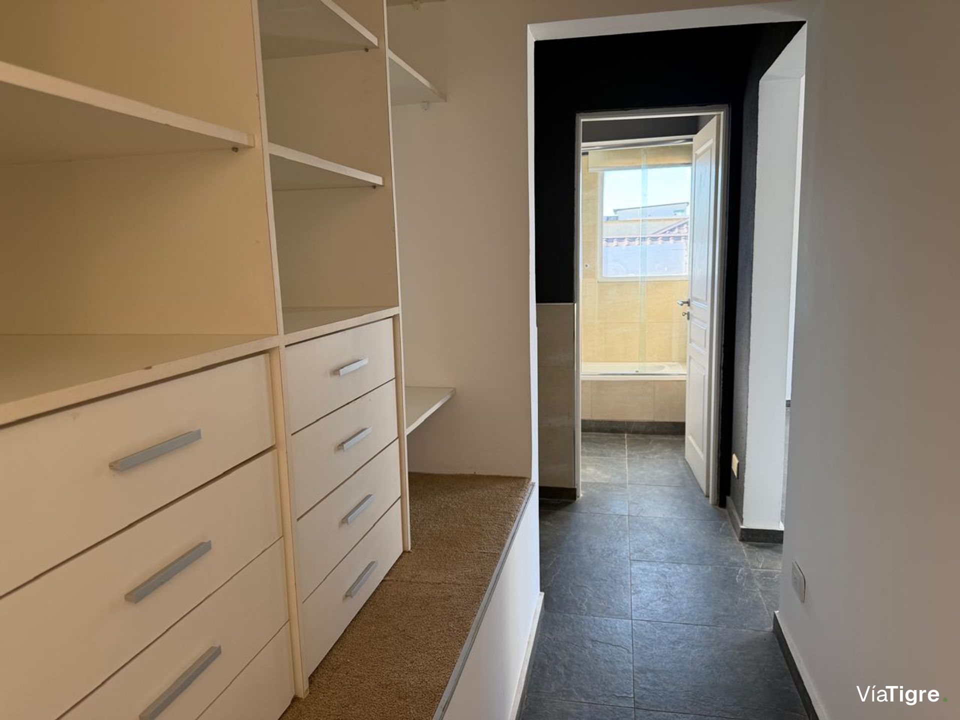 Venta Casa 6 Amb /Pileta B° San Marcos Villanueva