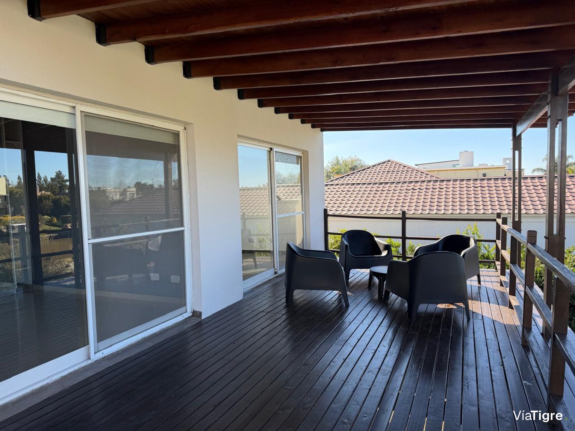Venta Casa 6 Amb /Pileta B° San Marcos Villanueva