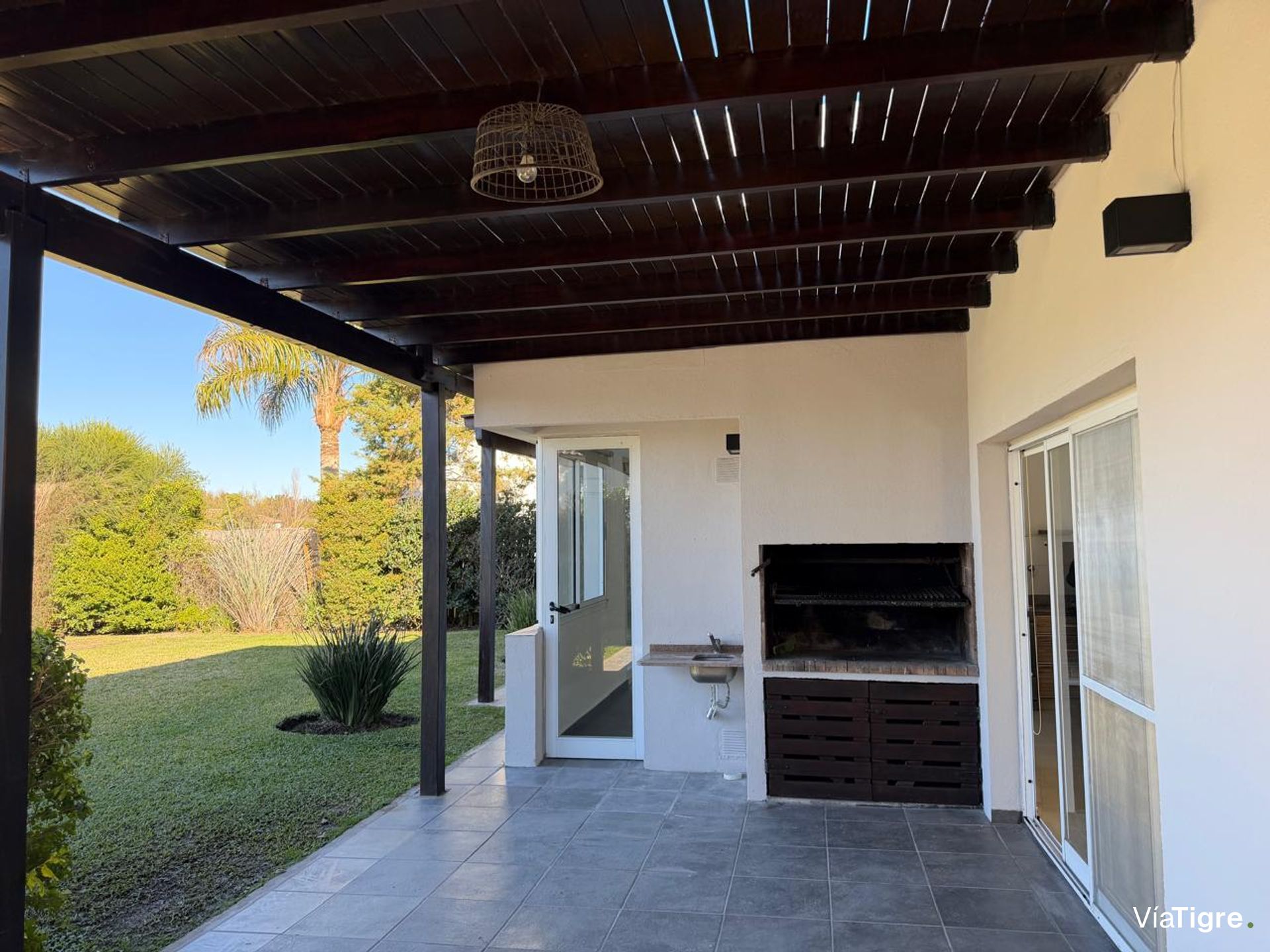 Venta Casa 6 Amb /Pileta B° San Marcos Villanueva