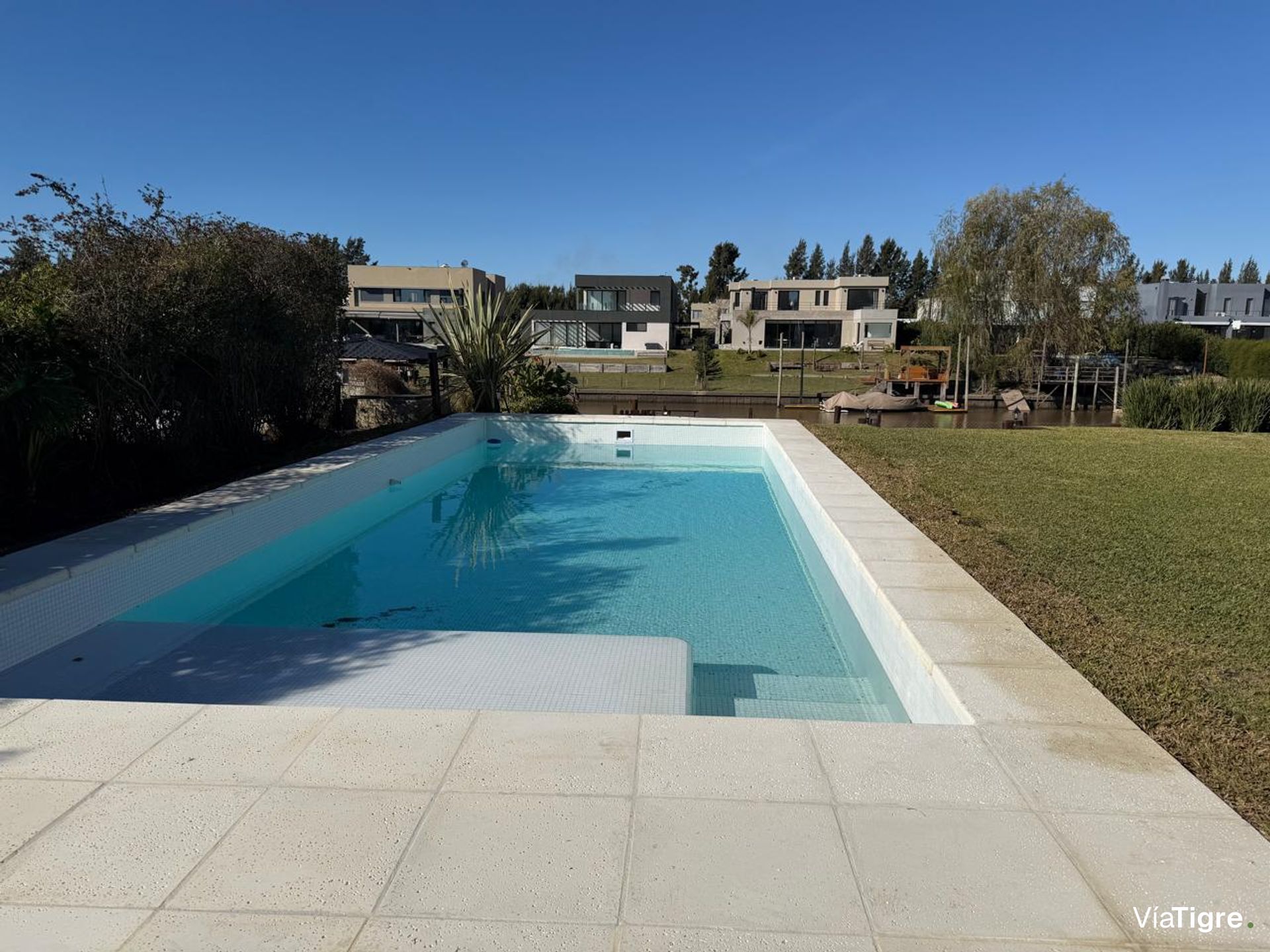 Venta Casa 6 Amb /Pileta B° San Marcos Villanueva