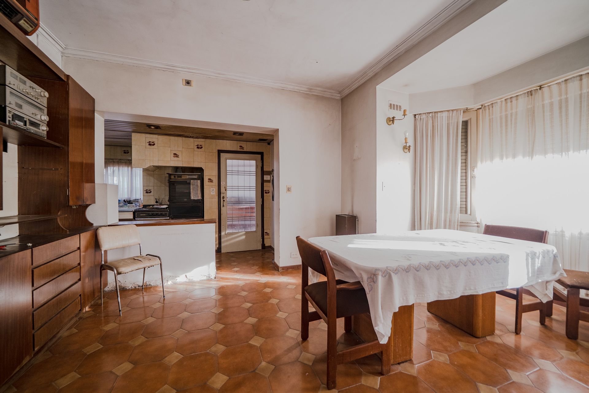 Venta Casa Villa Adelina 8 Ambientes Permuta