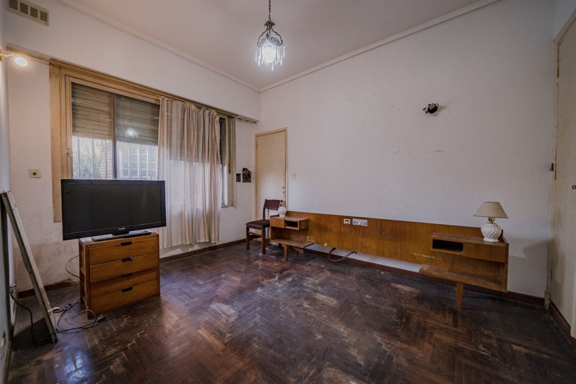 Venta Casa Villa Adelina 8 Ambientes Permuta