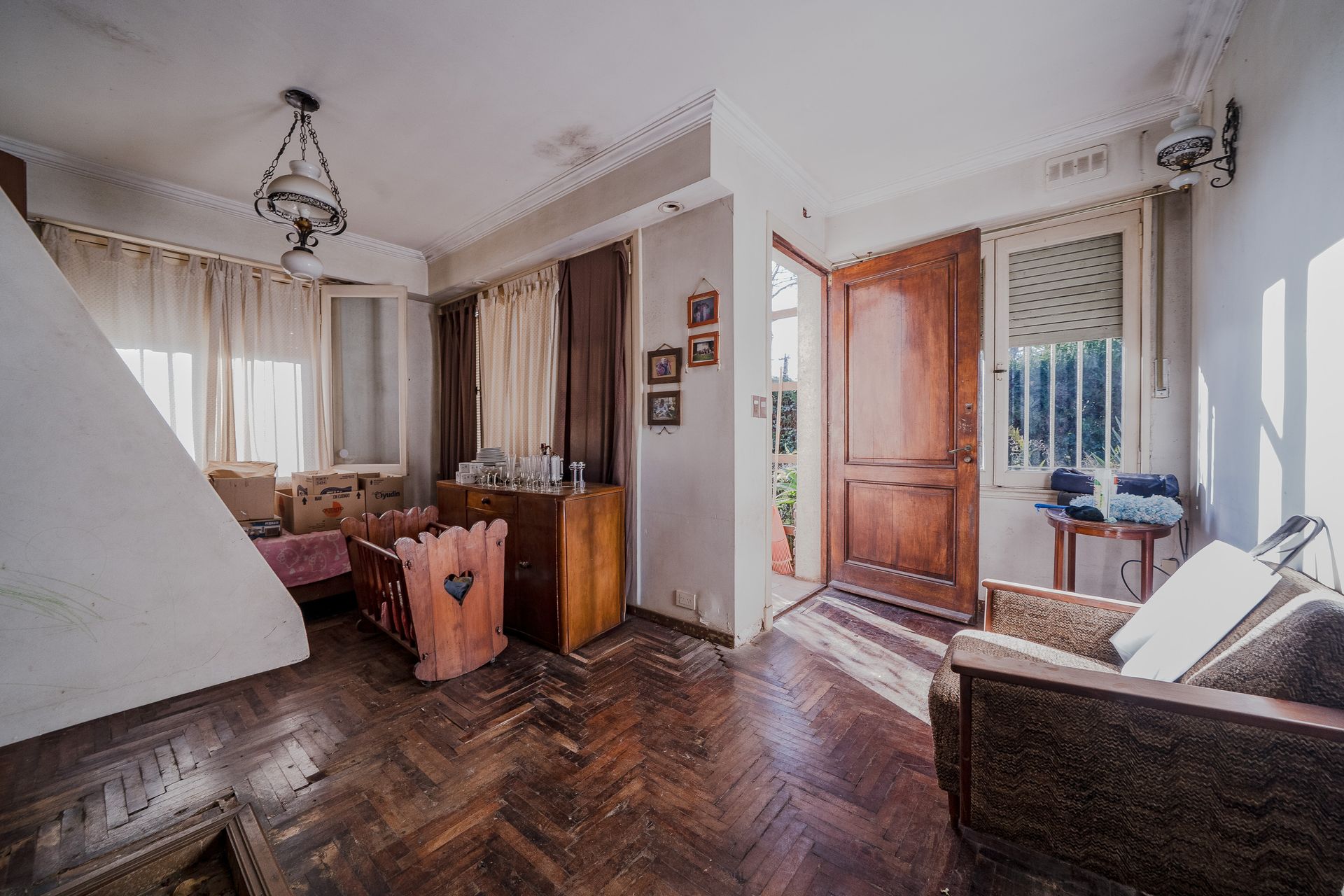 Venta Casa Villa Adelina 8 Ambientes Permuta