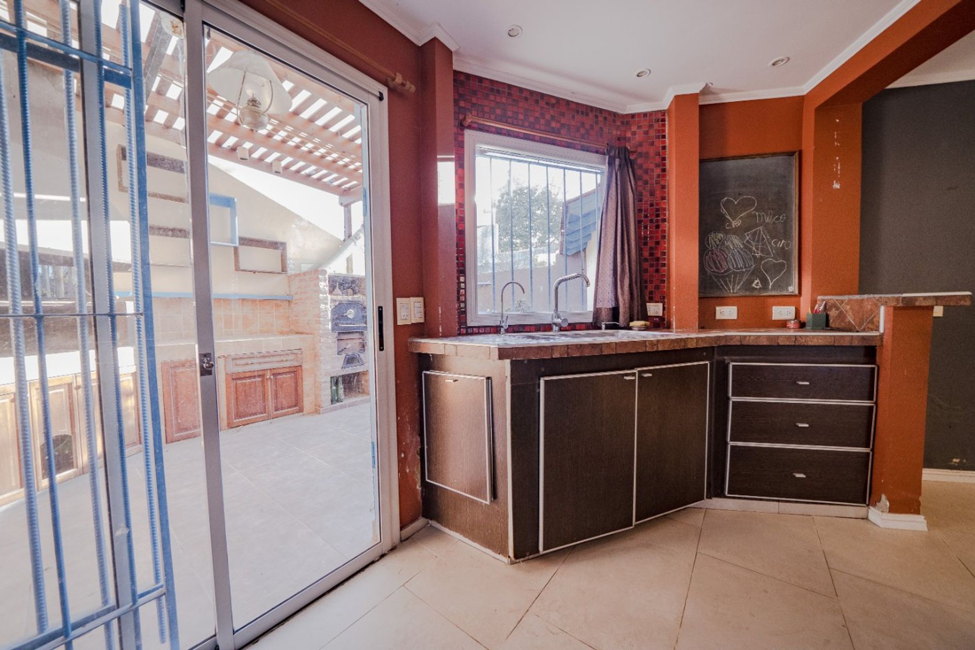 Venta Casa Villa Adelina 8 Ambientes Permuta