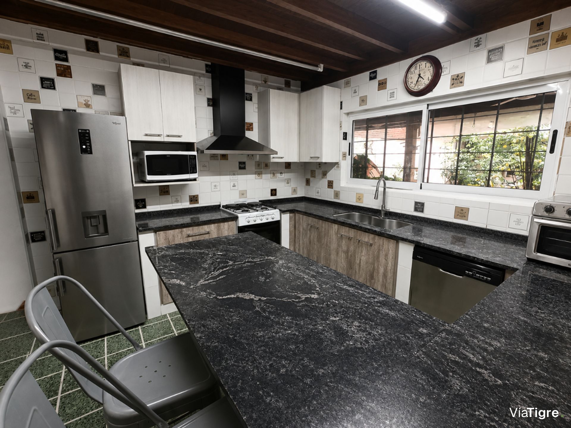 Casa 6 Amb Con Pileta Y Quincho En Villa Martelli