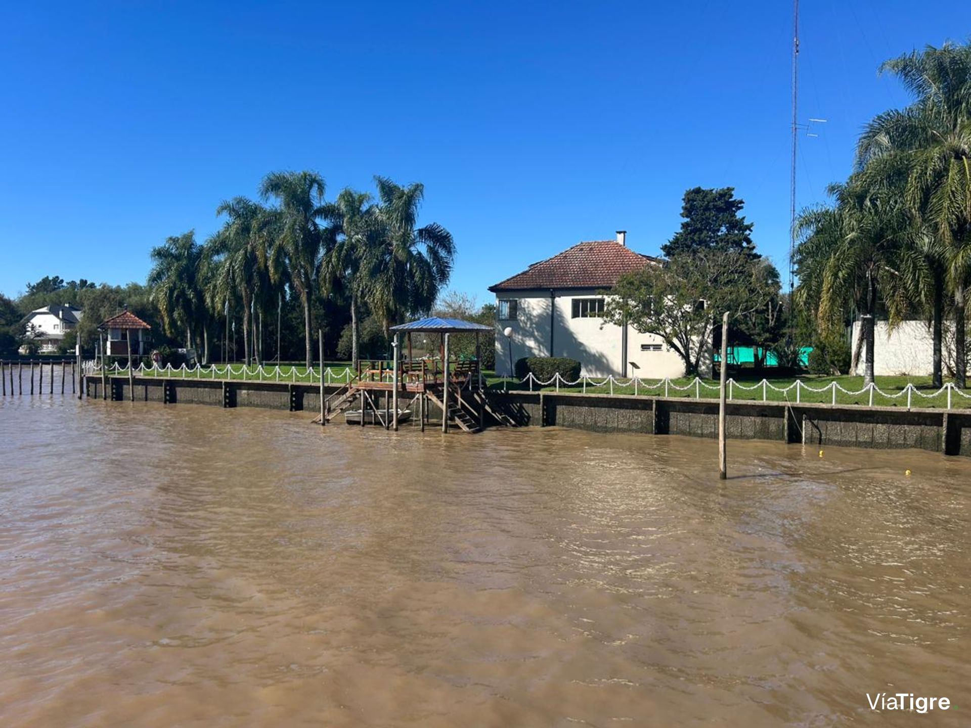 Venta lote interno en Boatcenter con amarra