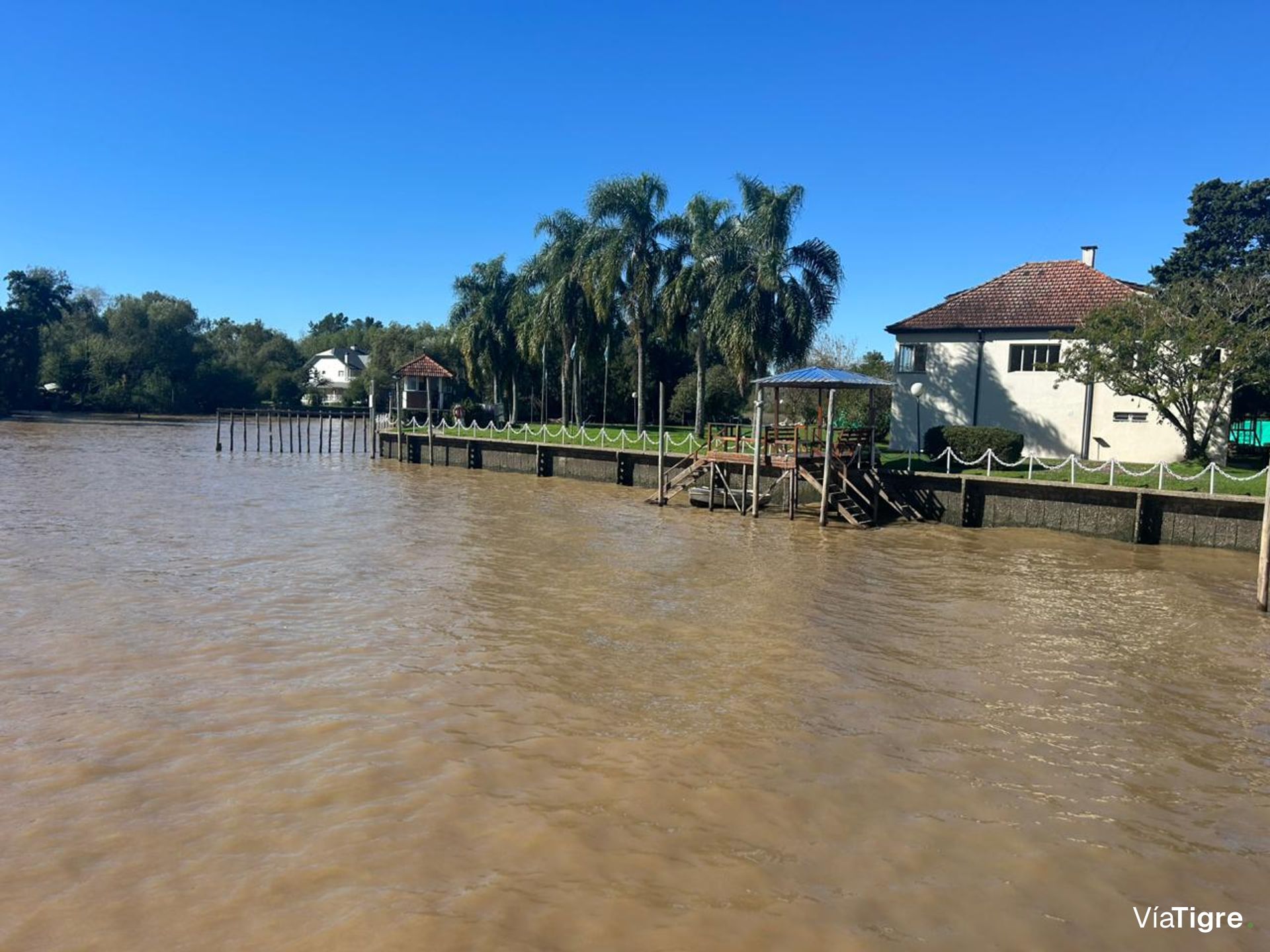 Venta lote interno en Boatcenter con amarra