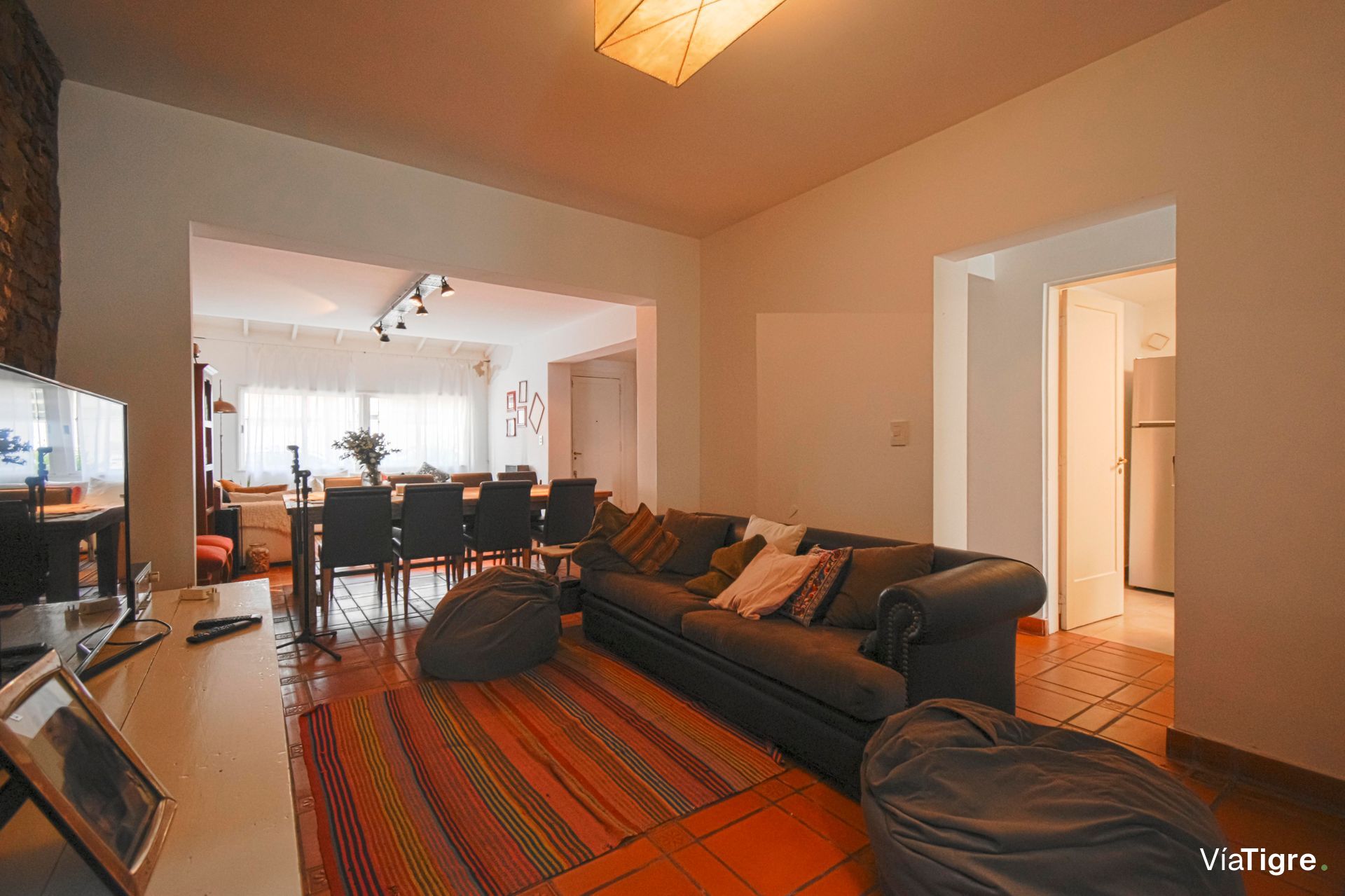 Venta casa lote propio con quincho y pileta
