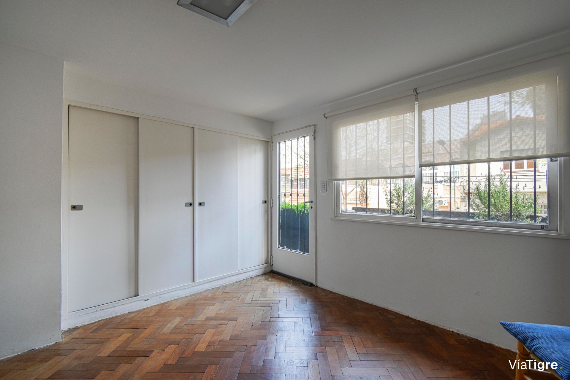Venta casa lote propio con quincho y pileta