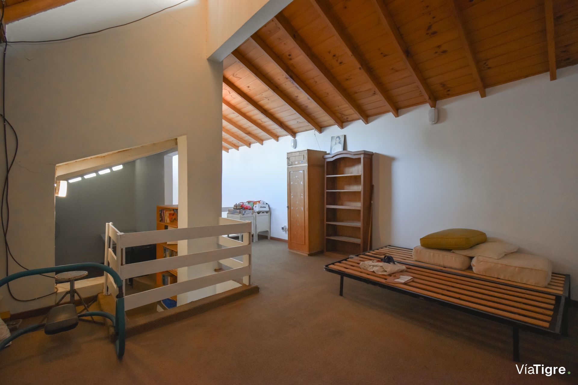 Venta casa lote propio con quincho y pileta