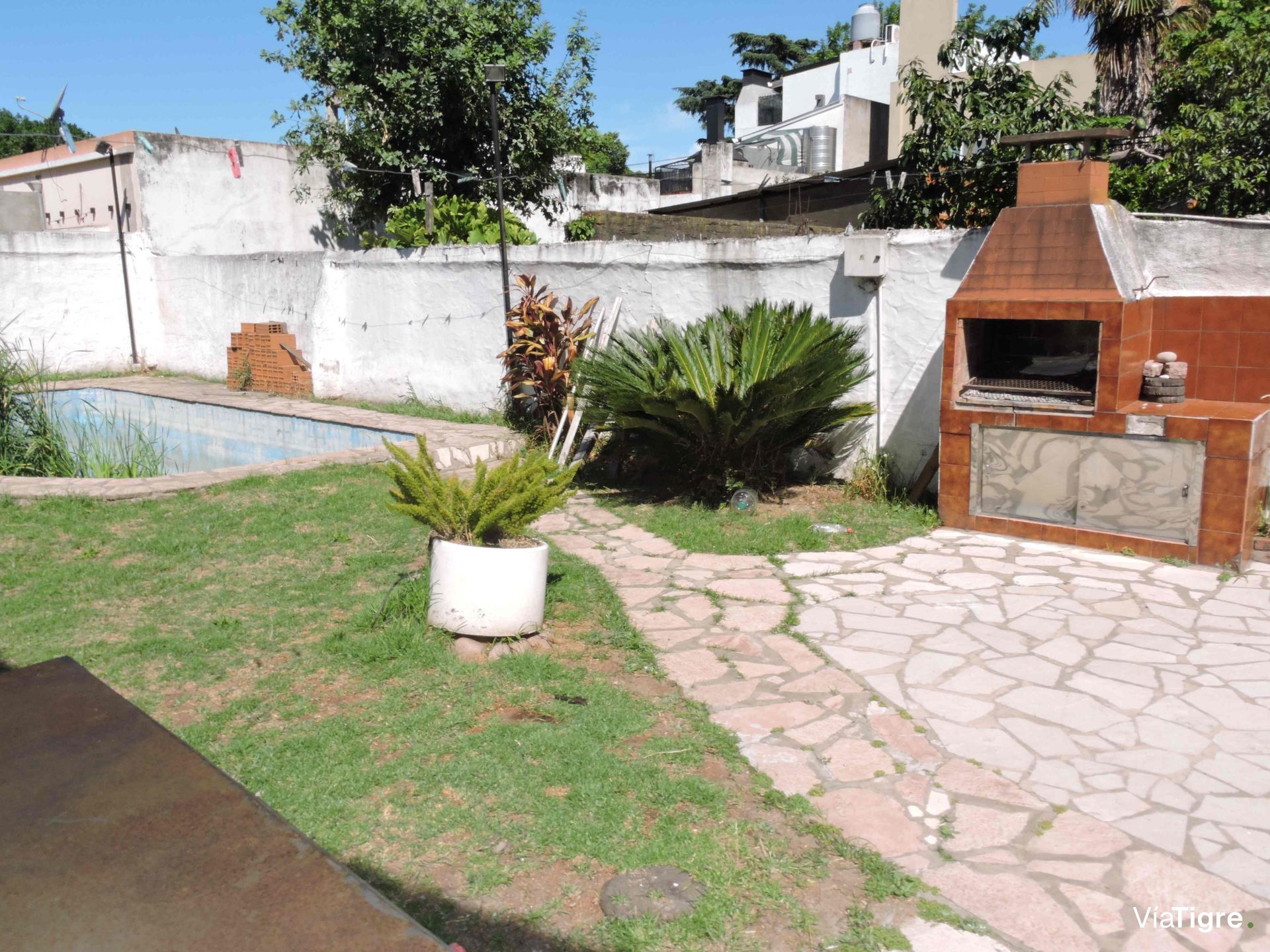 Venta Casa 4 Amb Con Pileta Y Garage