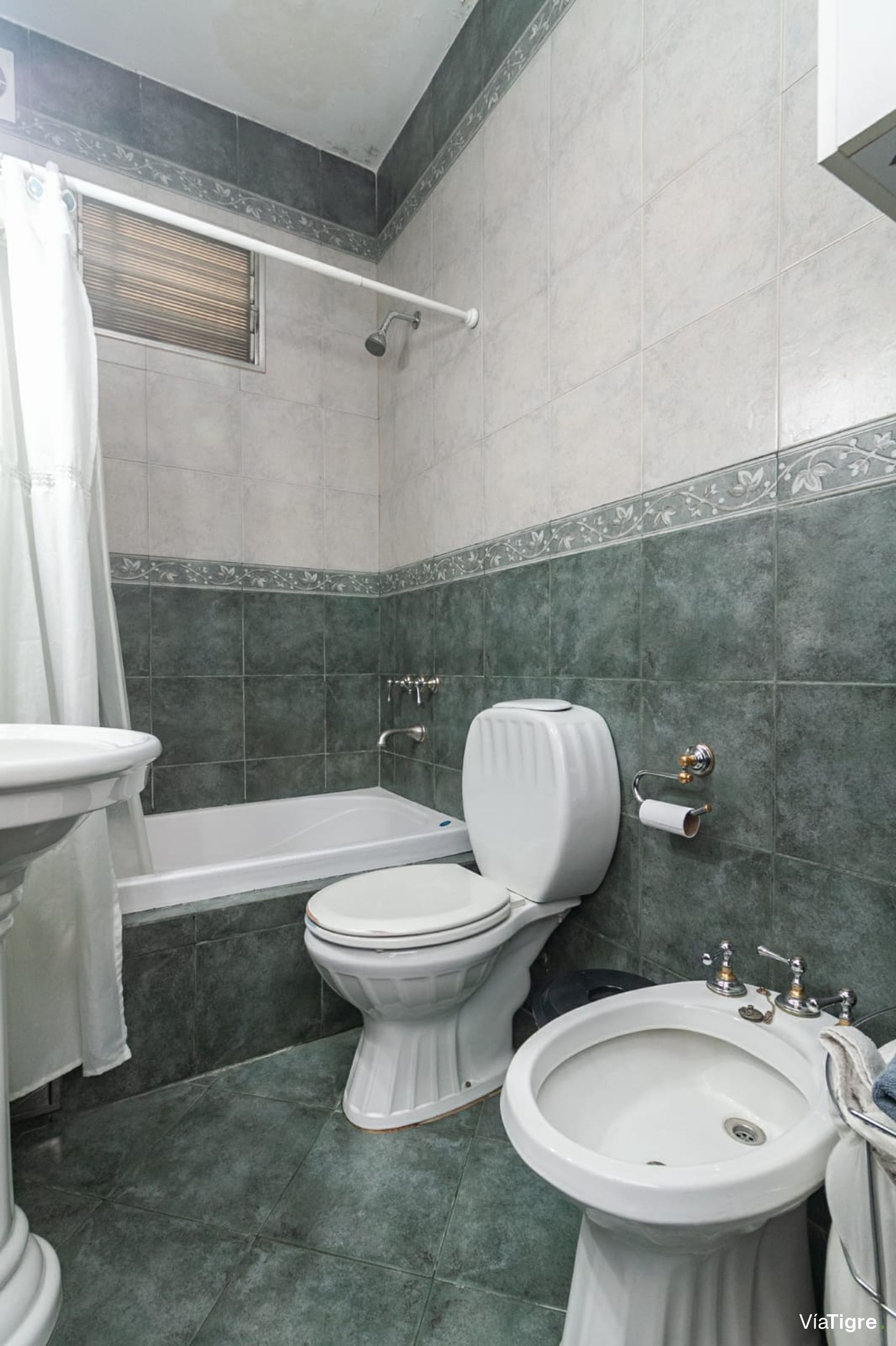 Venta Casa 4 Amb Con Pileta Y Garage