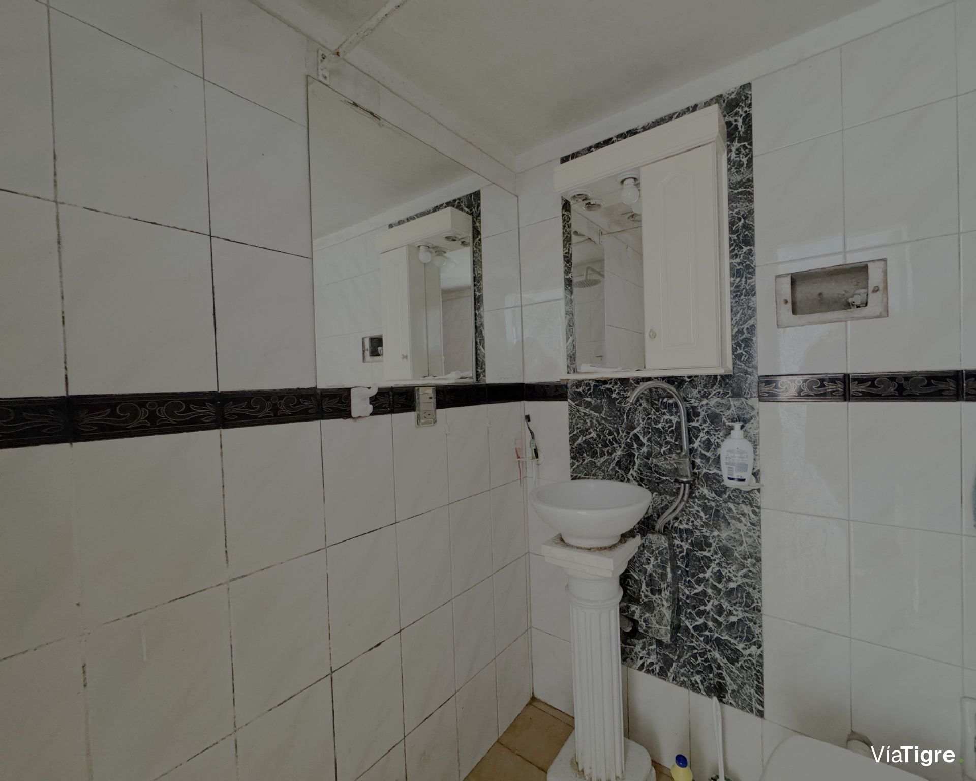 Local Con Vivienda En Venta – Corazón De Martínez