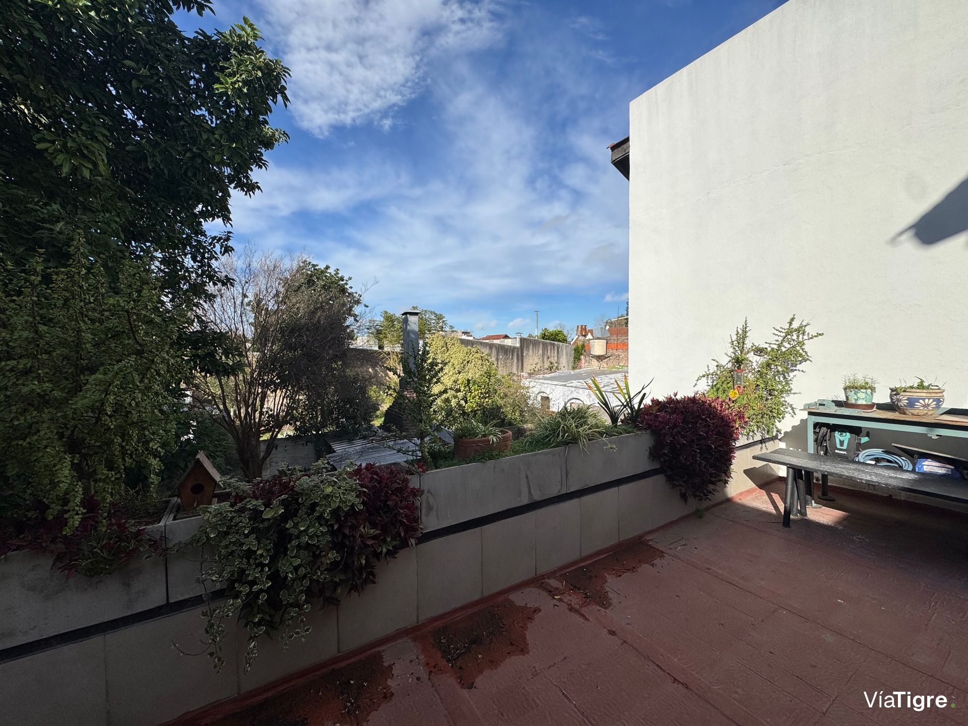 Local Con Vivienda En Venta – Corazón De Martínez