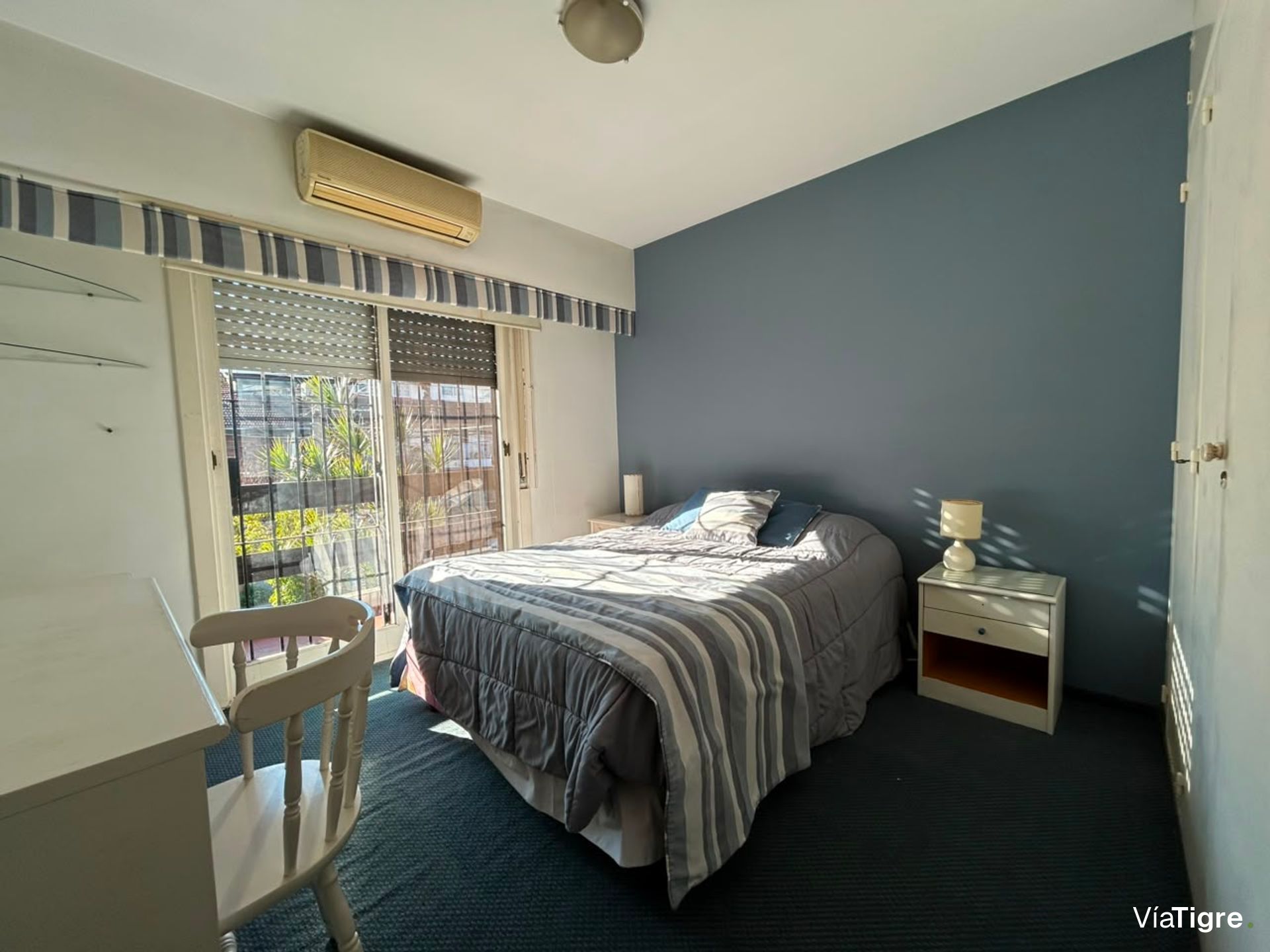 Triplex con patio, piscina, Apto Crédito