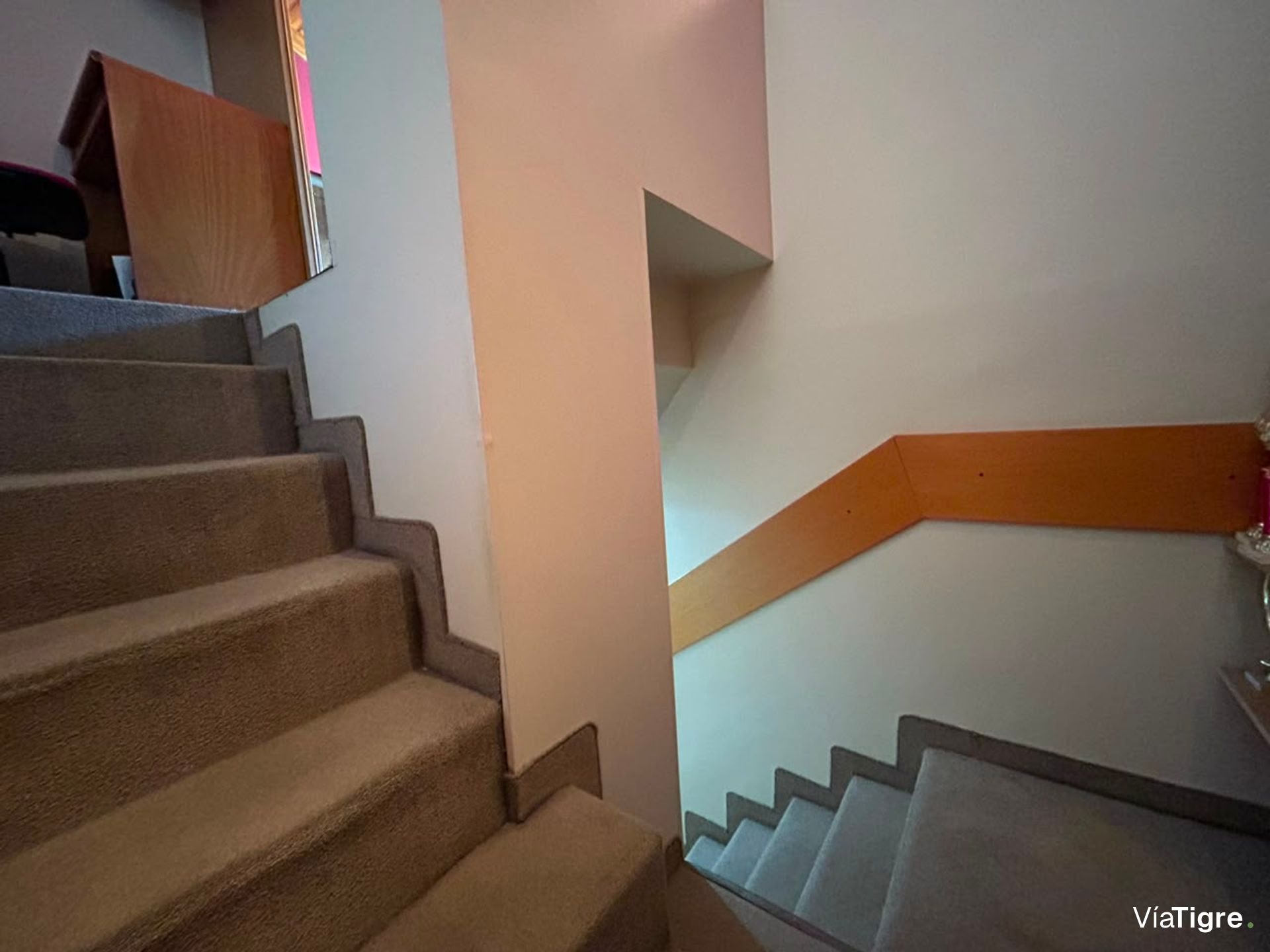 Triplex con patio, piscina, Apto Crédito