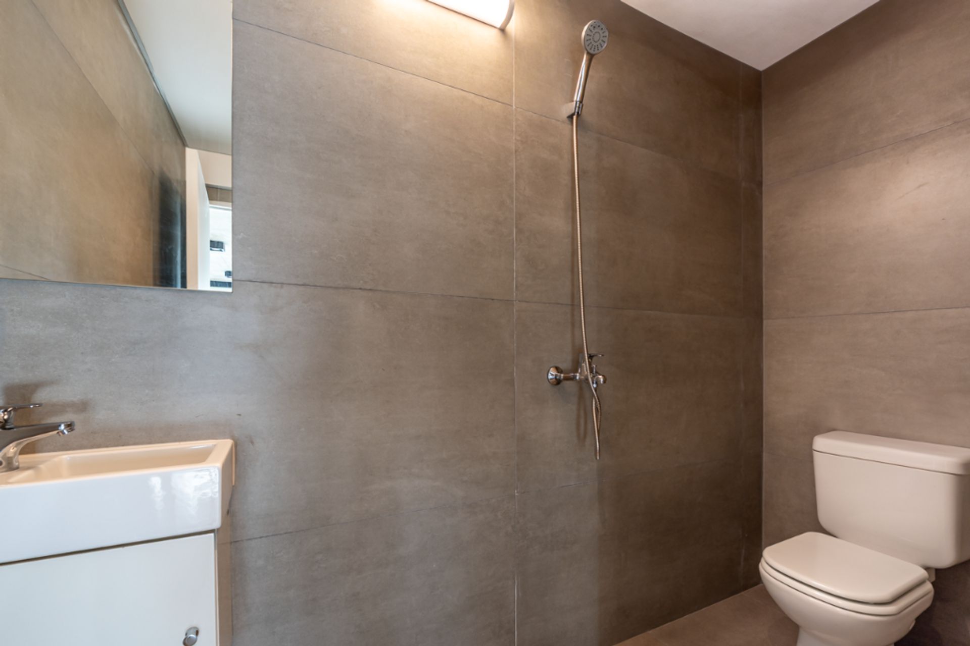 Venta Oficina Premium 2 cocheras Amoblada Olivos