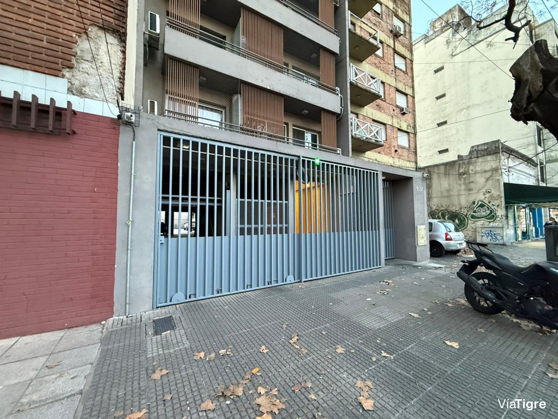 Venta cochera en Florida