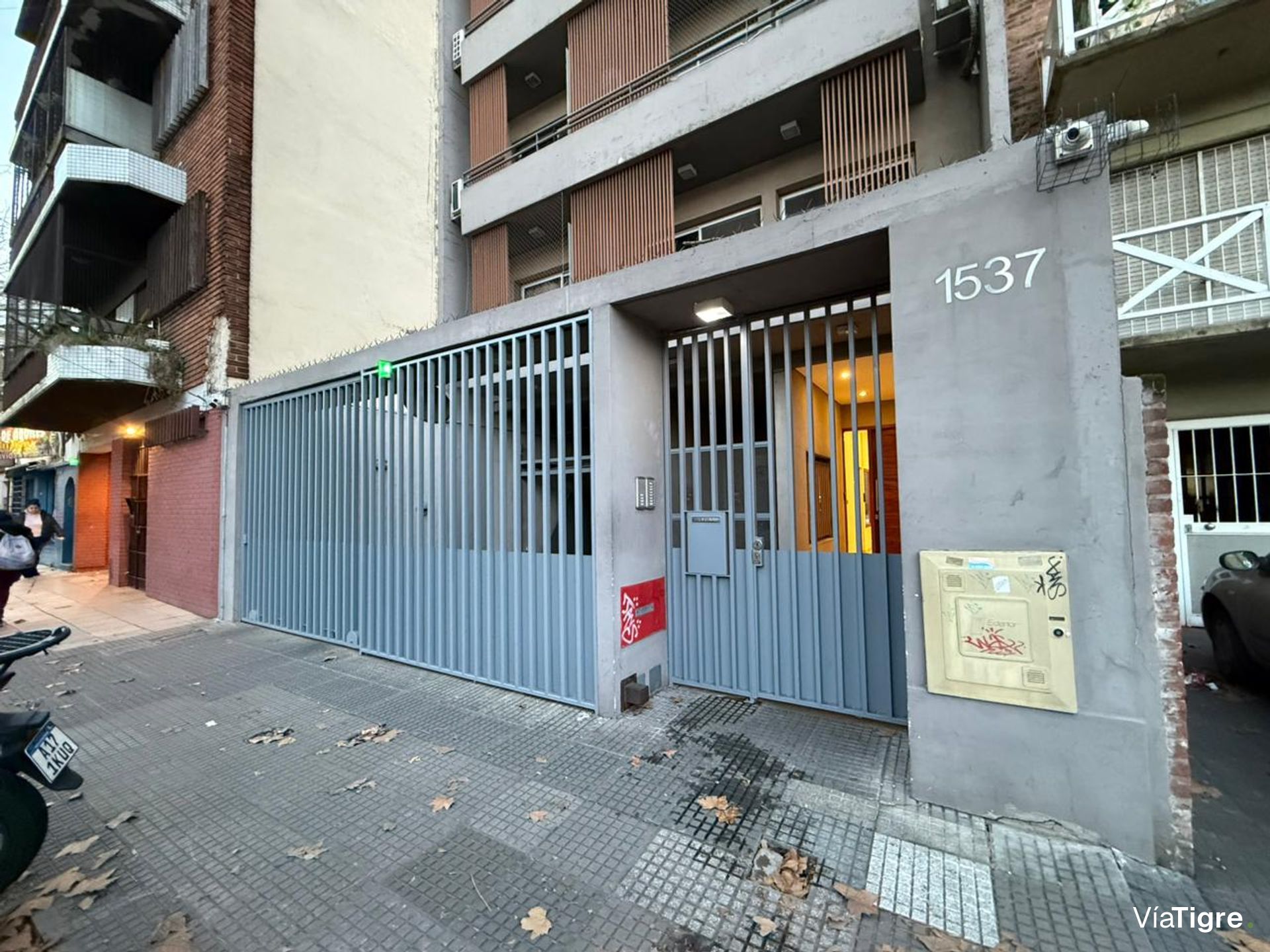 Venta cochera en Florida