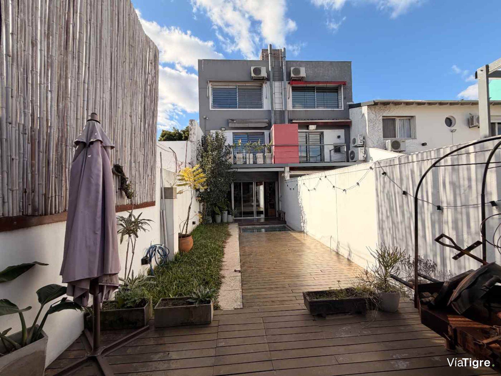 Triplex 4 Ambientes En Venta Martinez Con Pileta