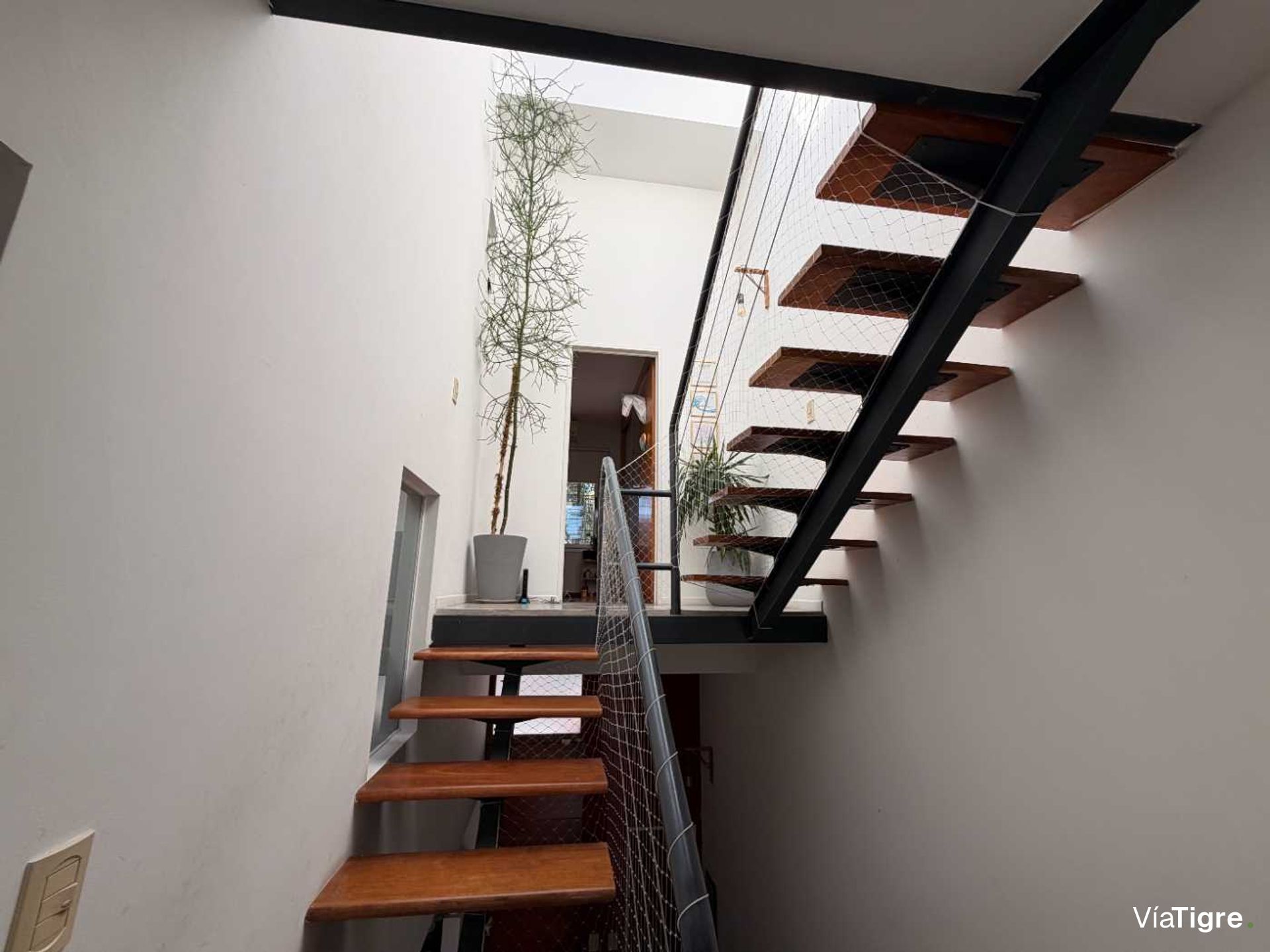 Triplex 4 Ambientes En Venta Martinez Con Pileta