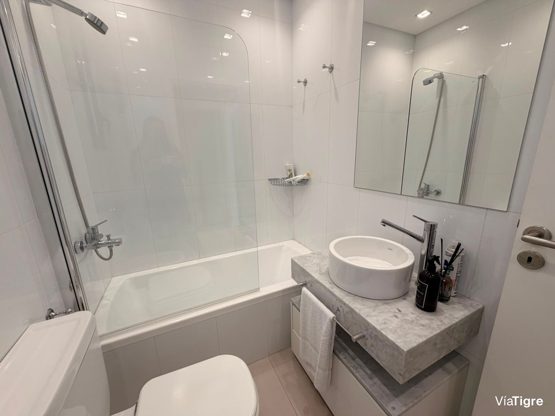 VENTA Depto 4 amb. con amarra en Venice Tigre
