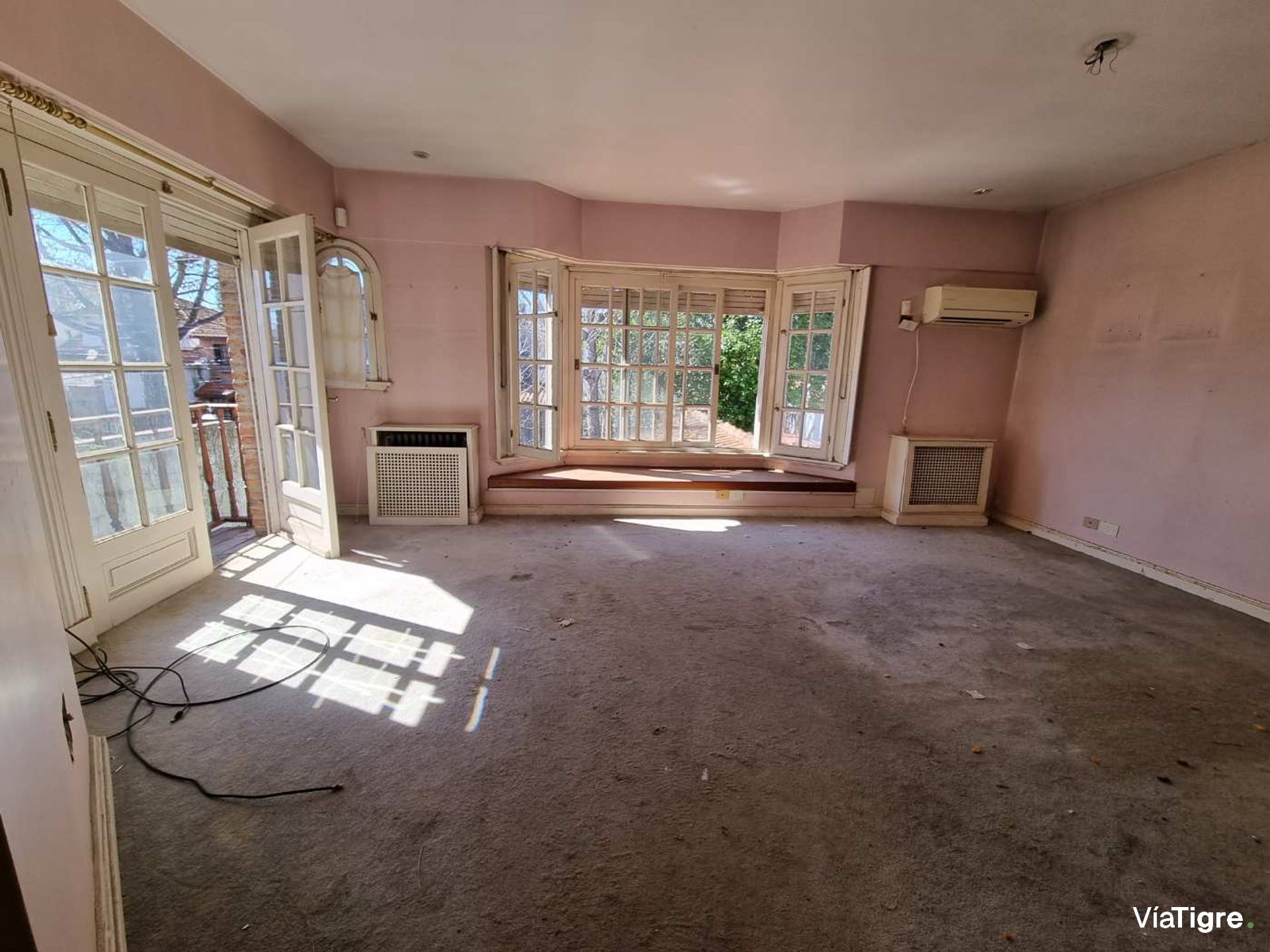 Casa En Venta Olivos Vte Lopez Jardin Y Pileta