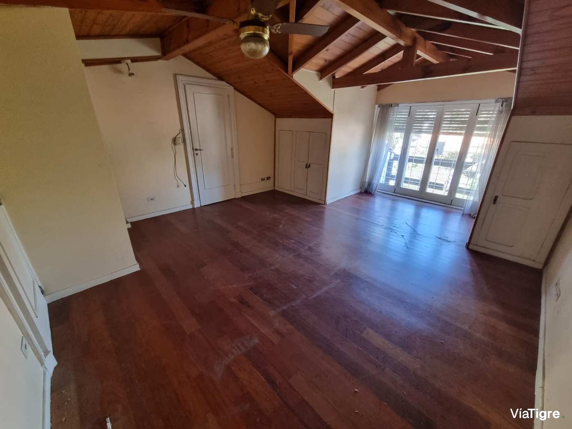Casa En Venta Olivos Vte Lopez Jardin Y Pileta