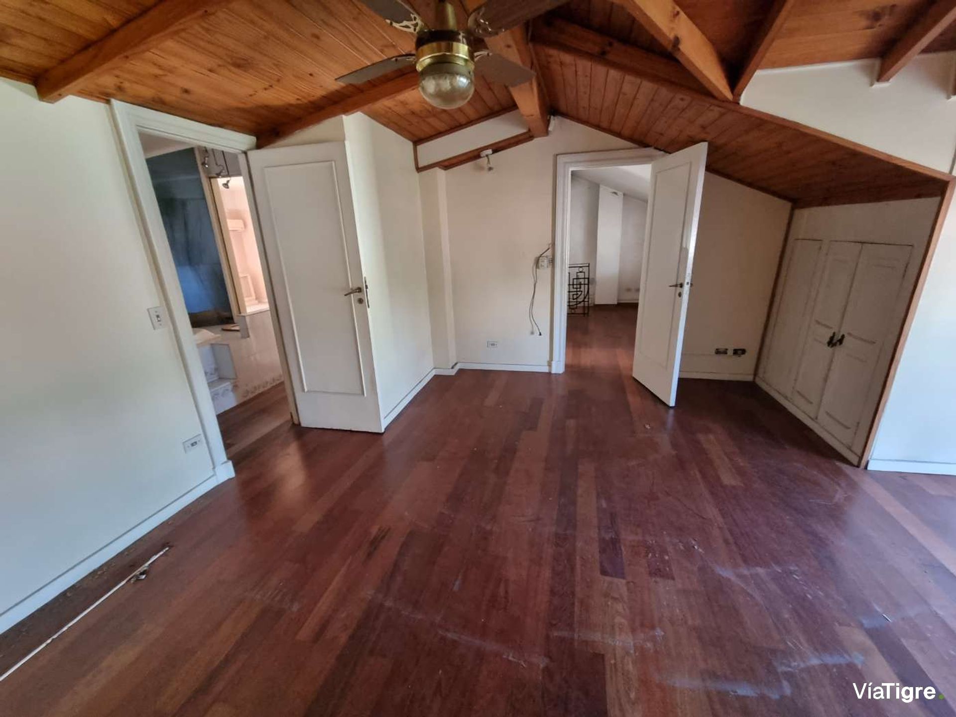Casa En Venta Olivos Vte Lopez Jardin Y Pileta