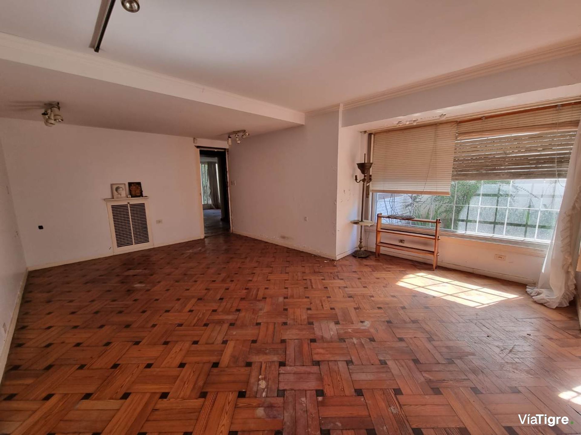 Casa En Venta Olivos Vte Lopez Jardin Y Pileta