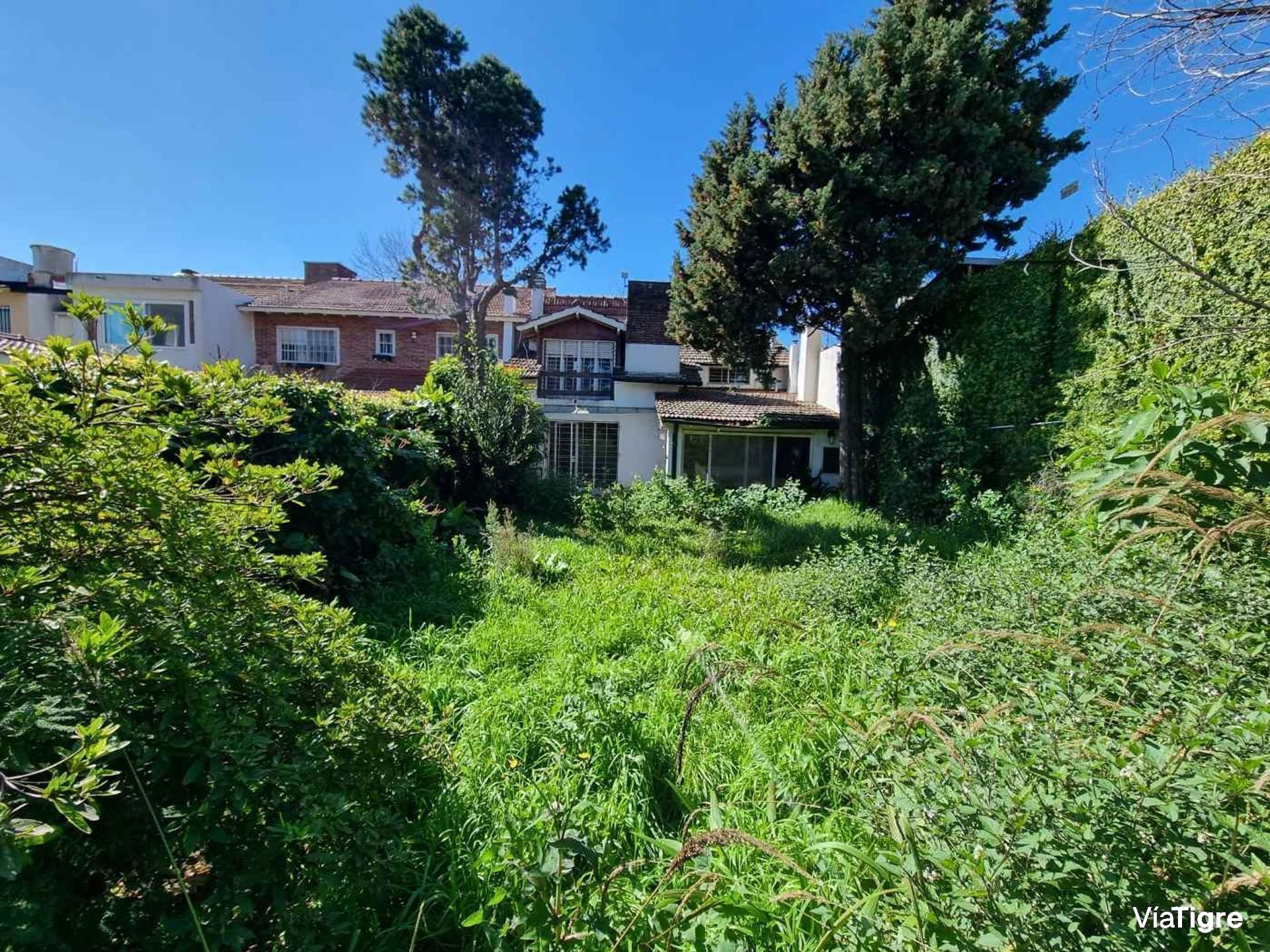 Casa En Venta Olivos Vte Lopez Jardin Y Pileta