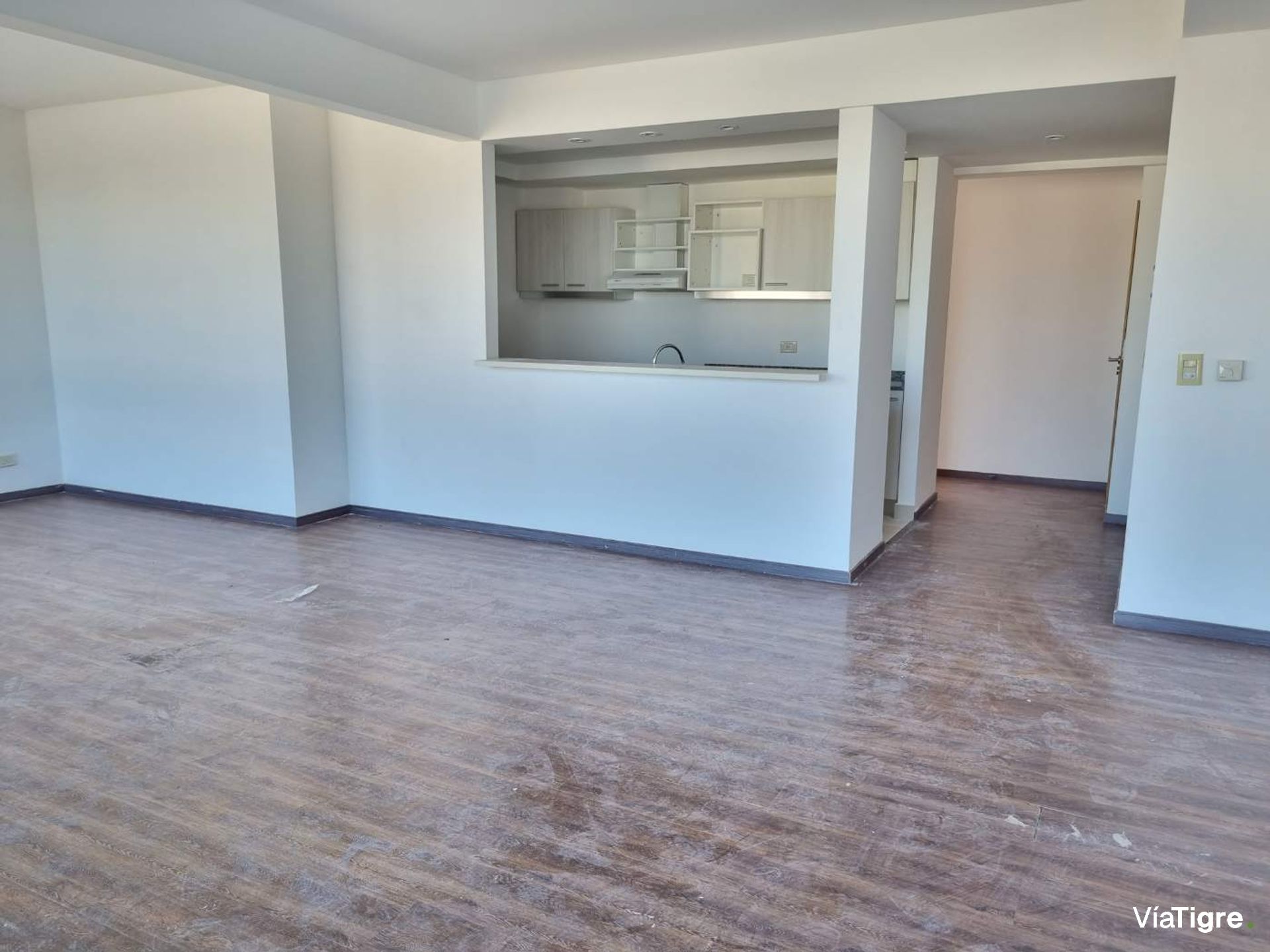 Departamento En Venta 3 Amb Espigon 13 Vista / Rio