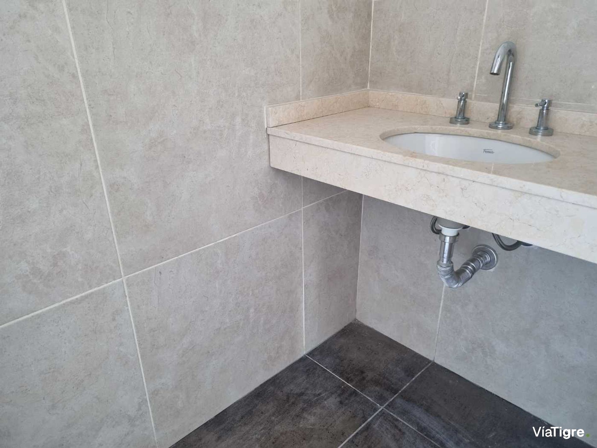 Departamento En Venta 3 Amb Espigon 13 Vista / Rio