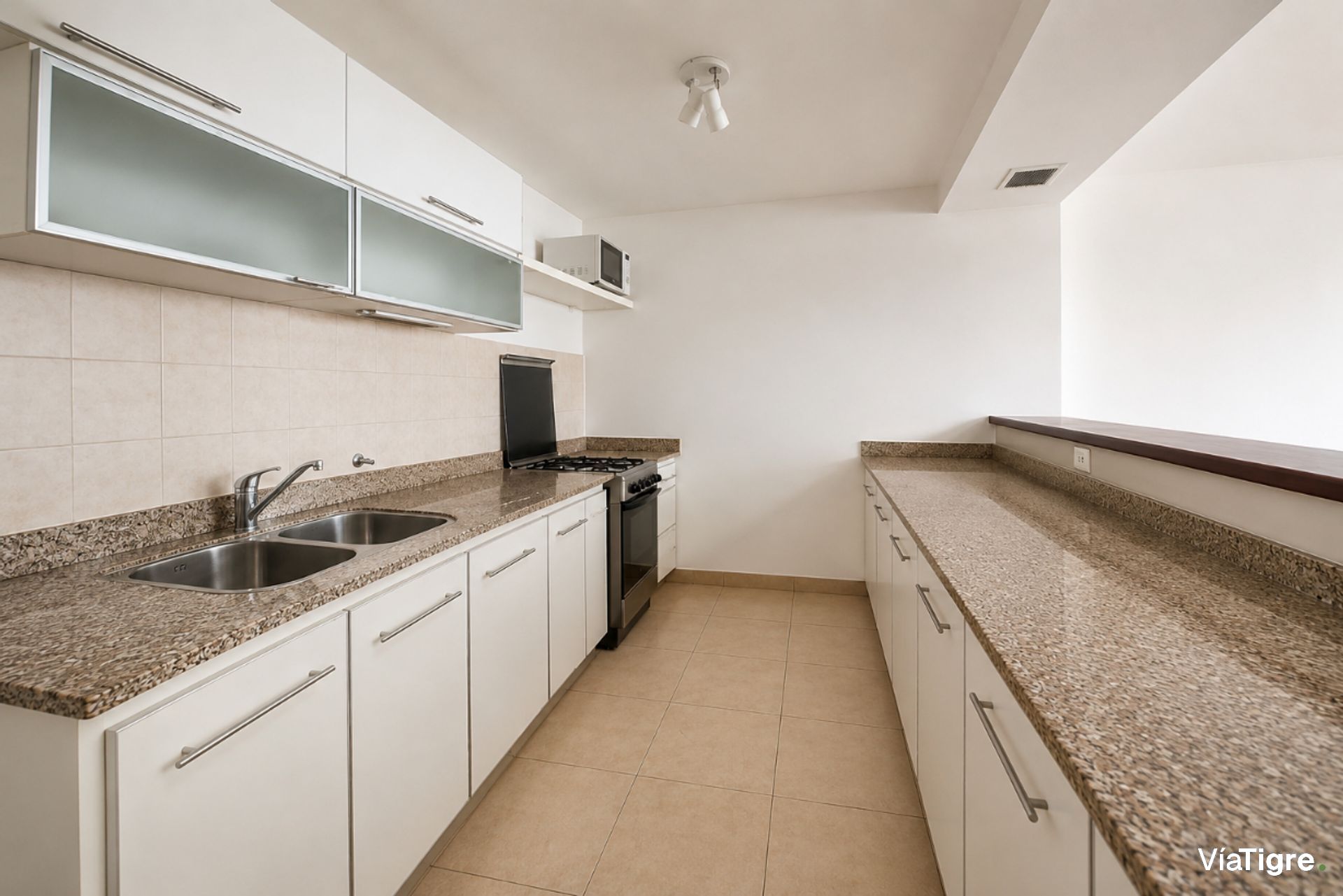 Venta Dpto 2 Amb. Cochera En Florida Ed Barrancas