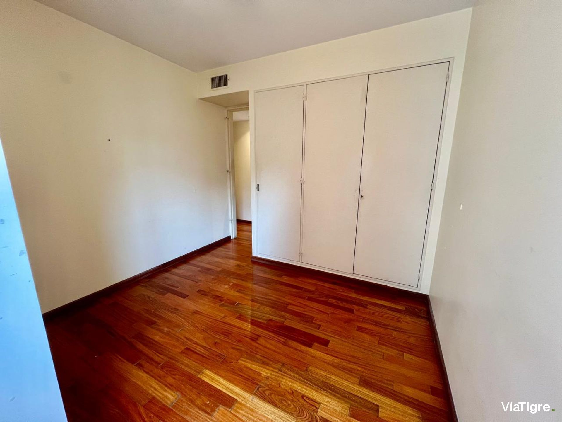 Alq. Semipiso 4 Amb + Dep.c/Baño Pileta Seguridad