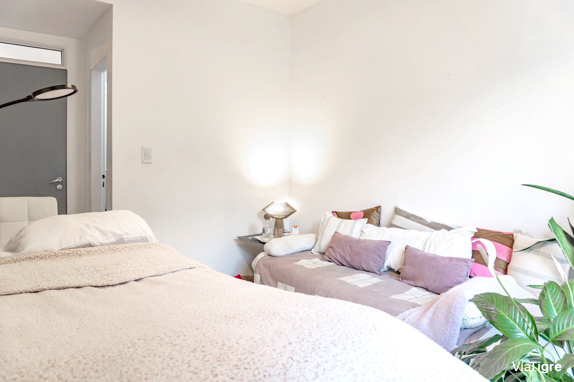 Departamento con jardin Venta, Beccar, 5 ambientes
