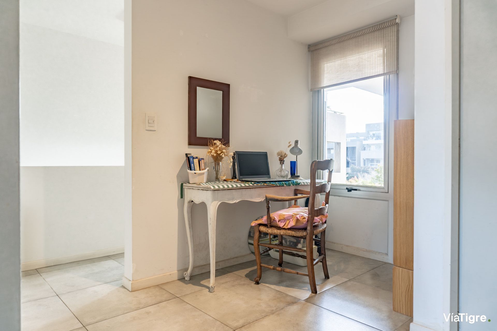 Departamento con jardin Venta, Beccar, 5 ambientes