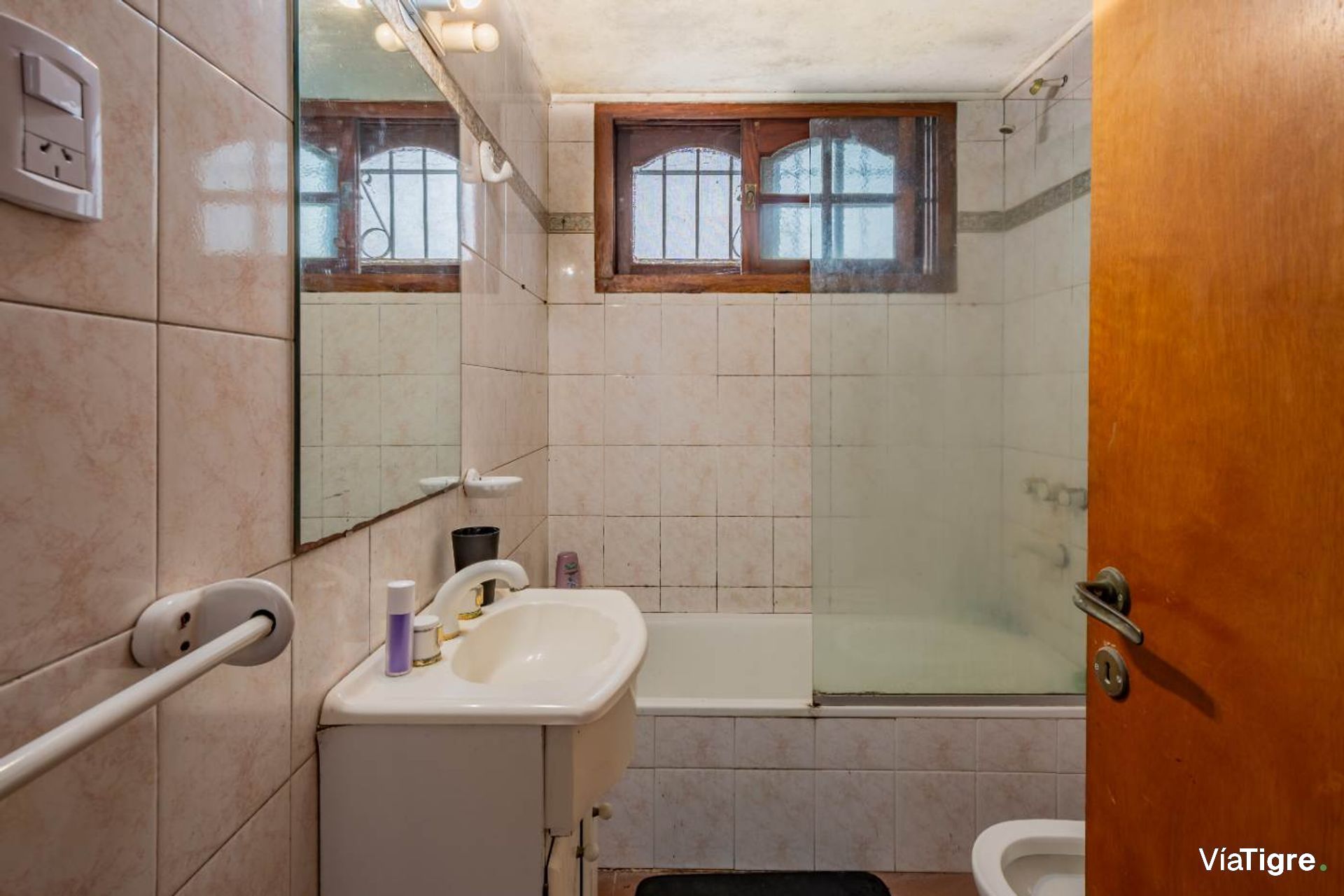Venta Casa 5 amb con Pileta Cochera Vicente Lopez