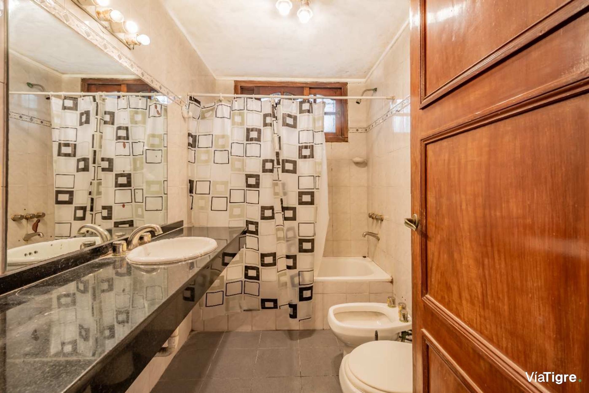 Venta Casa 5 amb con Pileta Cochera Vicente Lopez