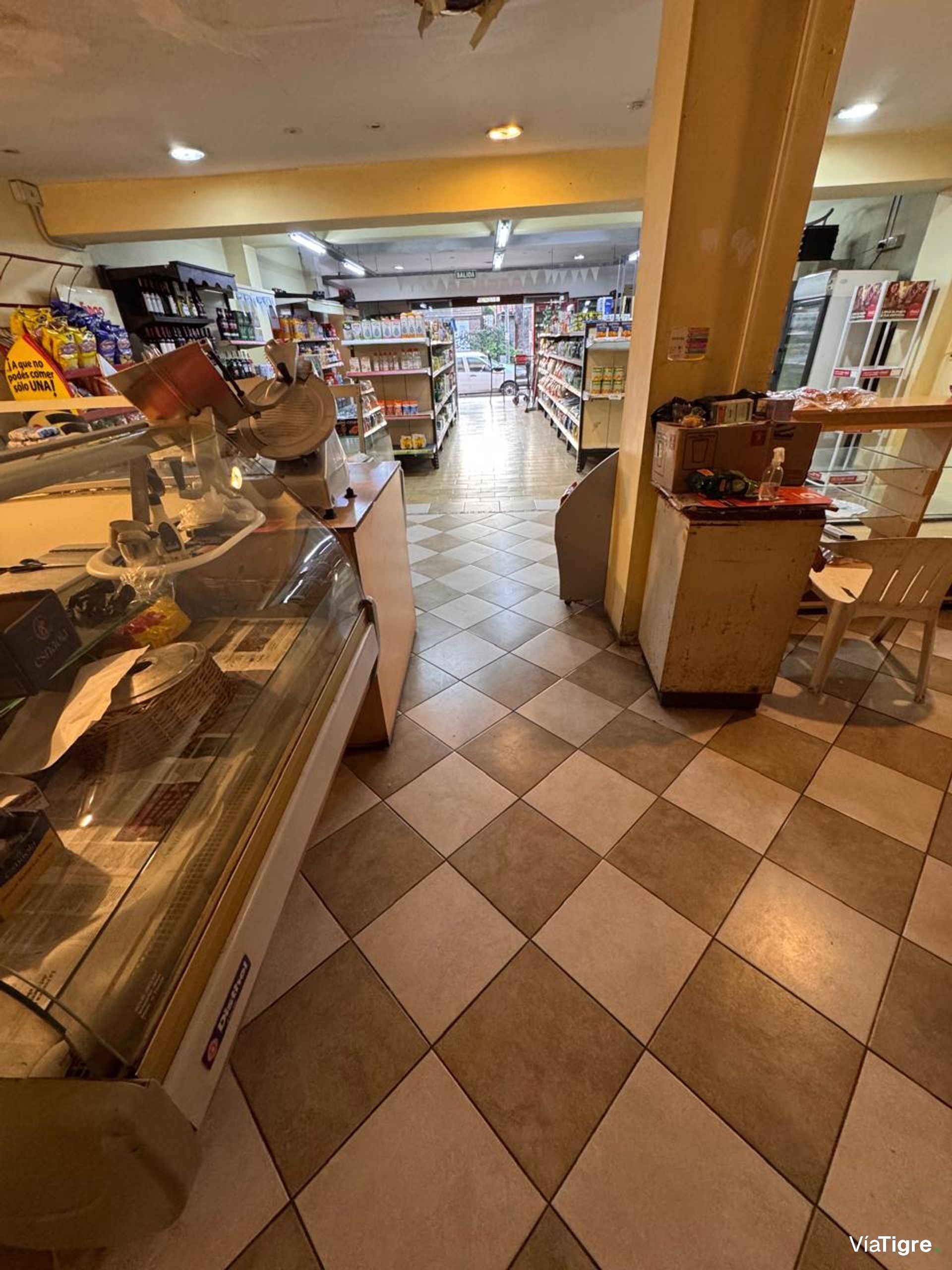 Fondo de comercio en venta en Olivos, activo.