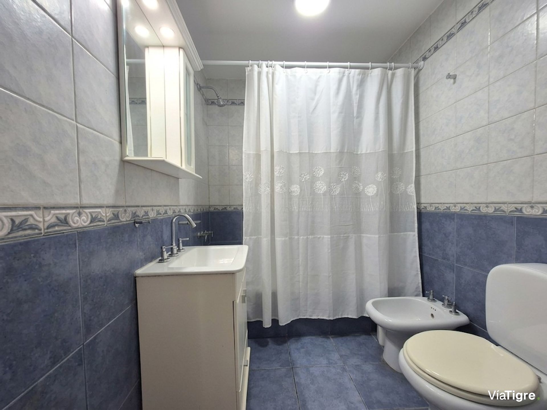 Ph En Venta Beccar Pb 3 Amb Con Patio Y Parrilla