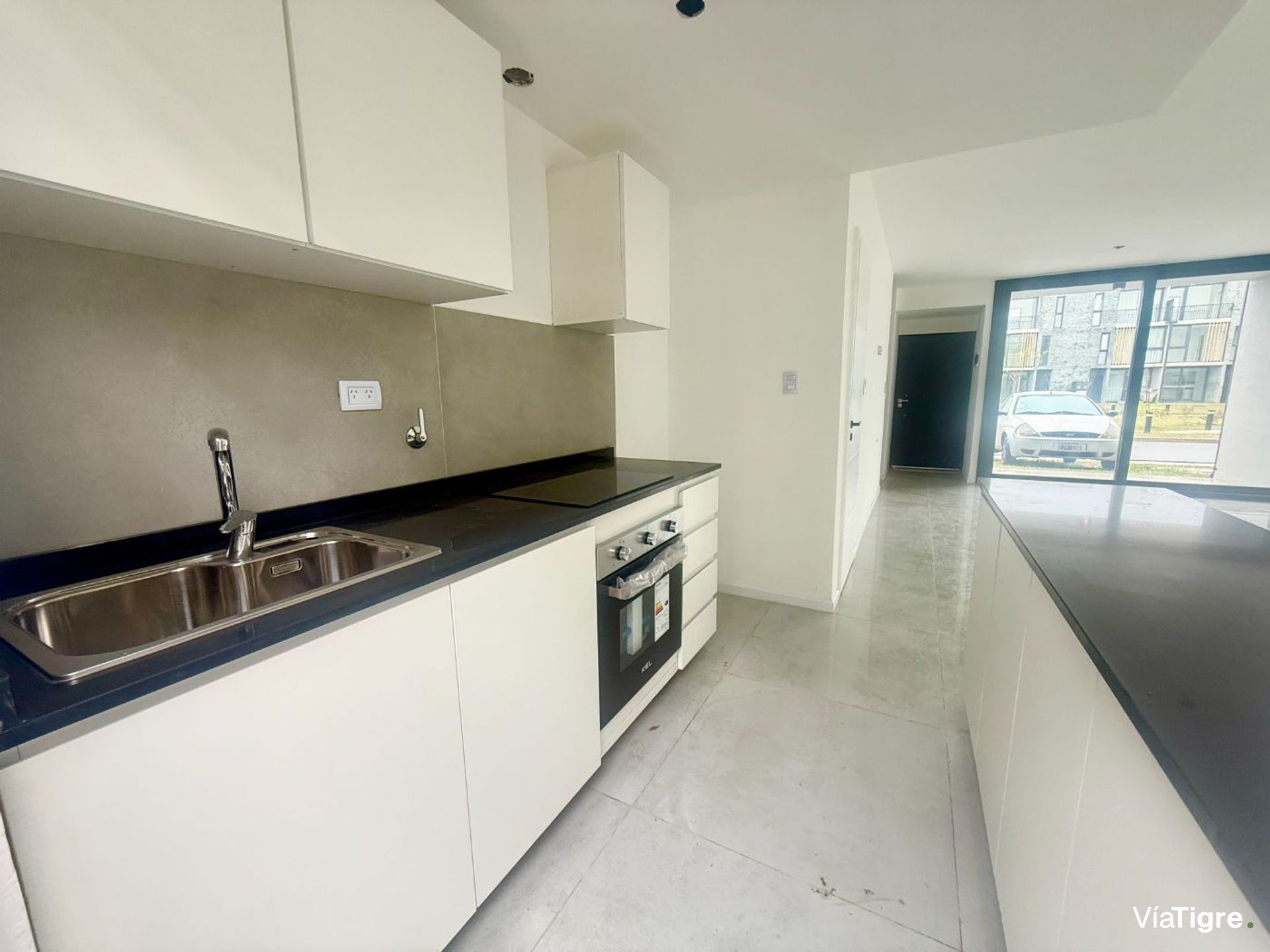 Venta Casa 4 Amb Jardin A Estrenar. Sunny Tigre