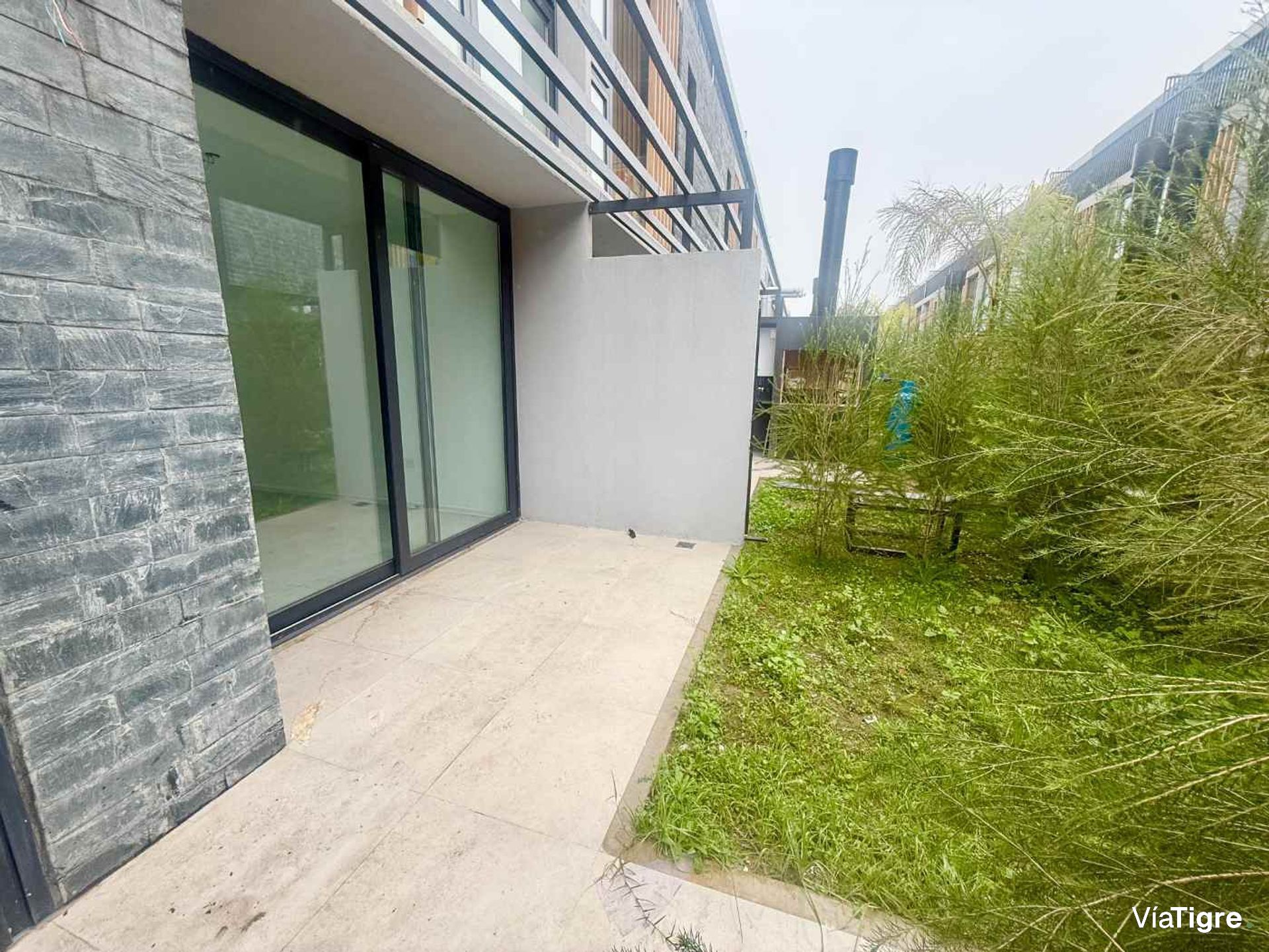 Venta Casa 4 Amb Jardin A Estrenar. Sunny Tigre