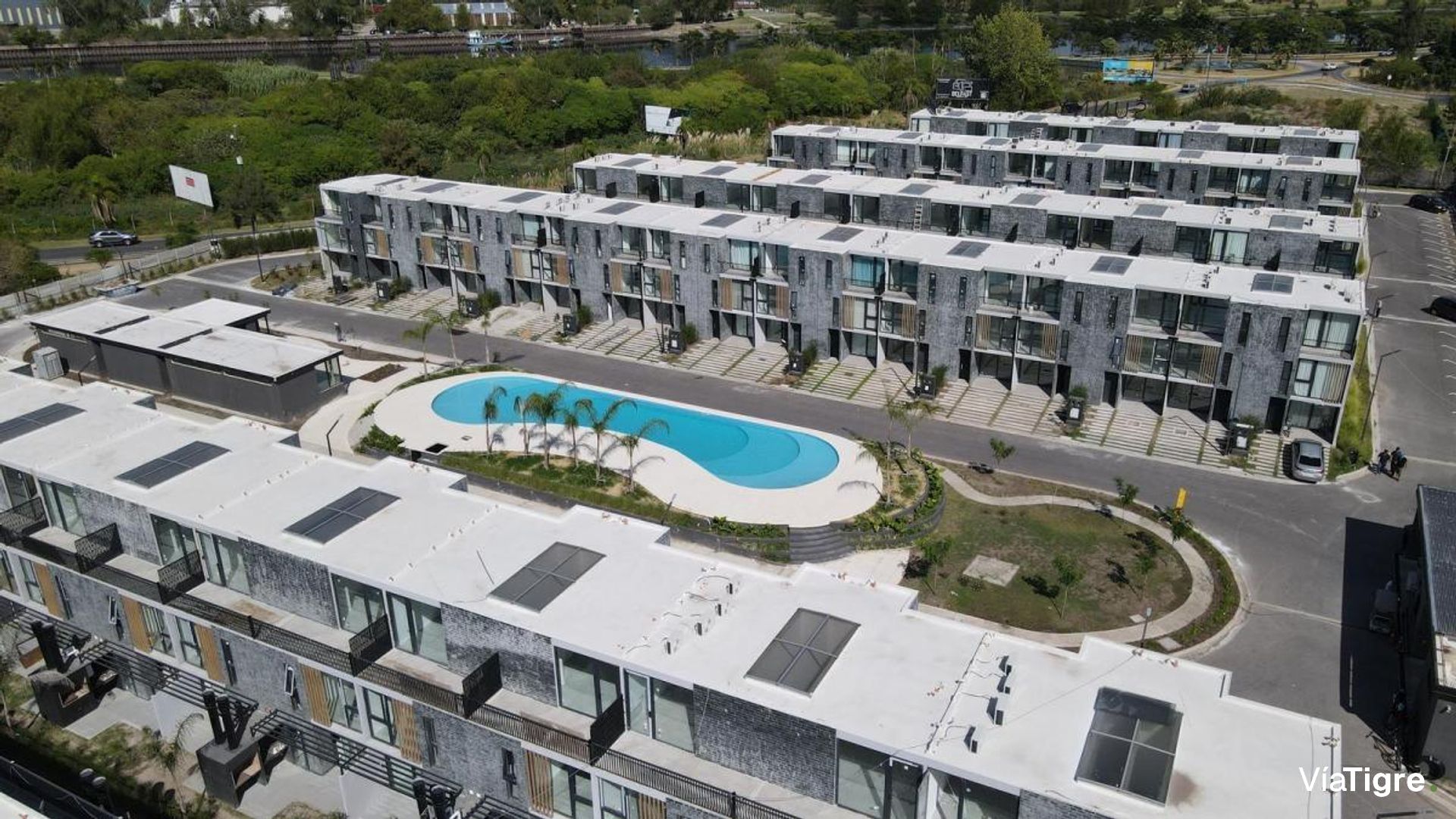 Venta Casa 4 Amb Jardin A Estrenar. Sunny Tigre