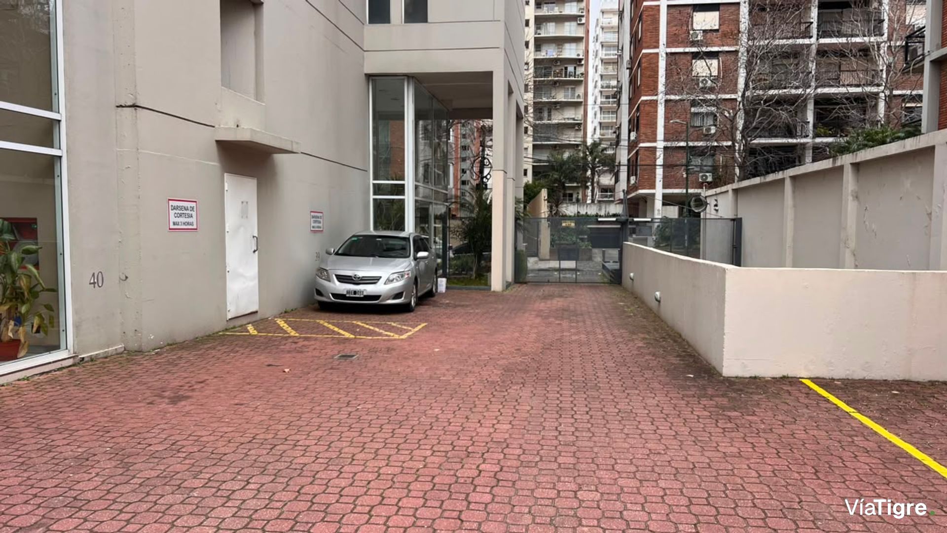 Alq. 2 Ambs. Amoblado Martinez Balcon Cochera