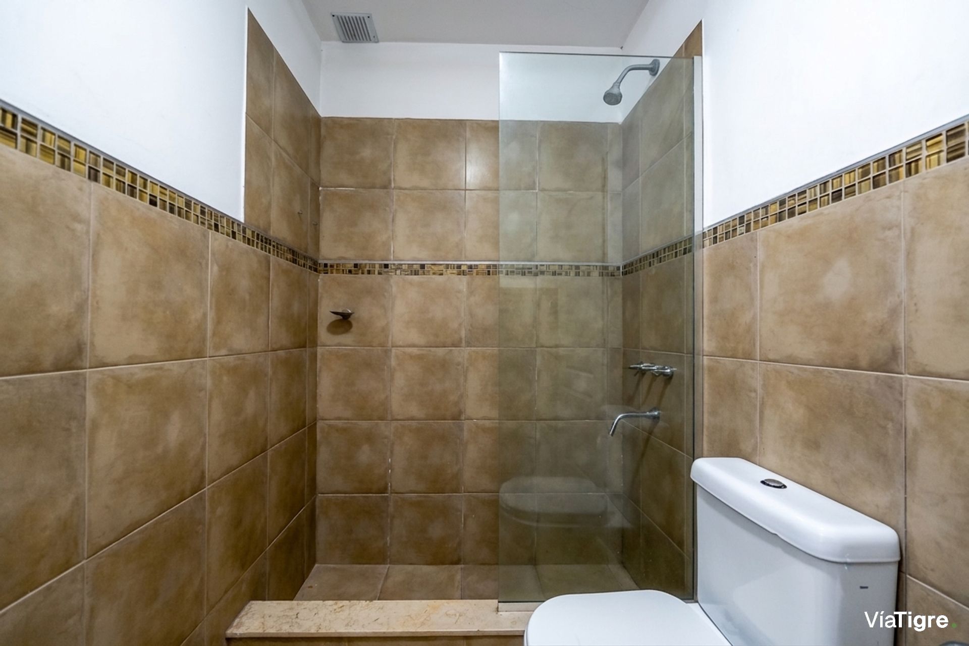 Casa 5 amb San Fernando con Jardin y Pileta