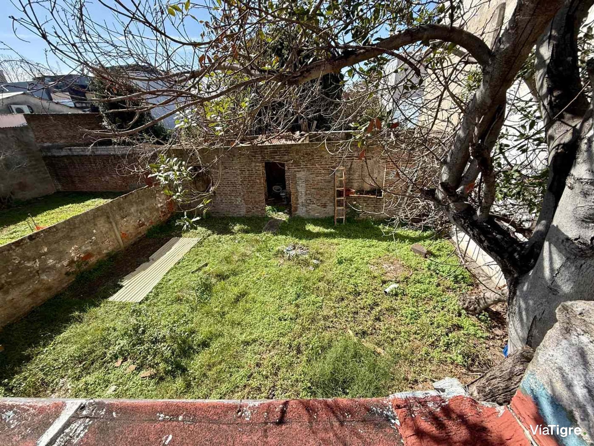 Terreno en venta Martinez zona industrial 355m2