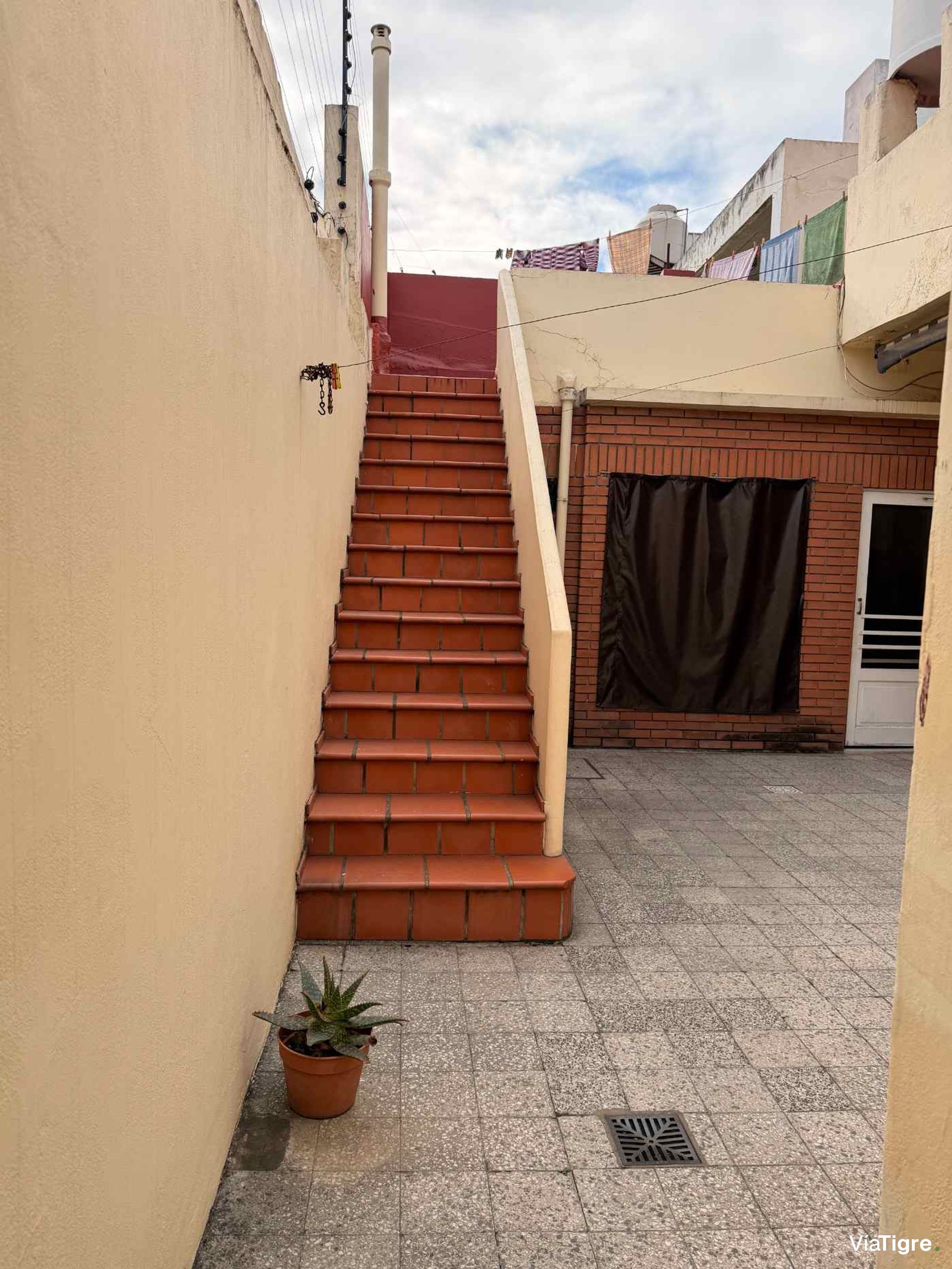 Casa Multifamiliar En Venta, Florida Apto Credito